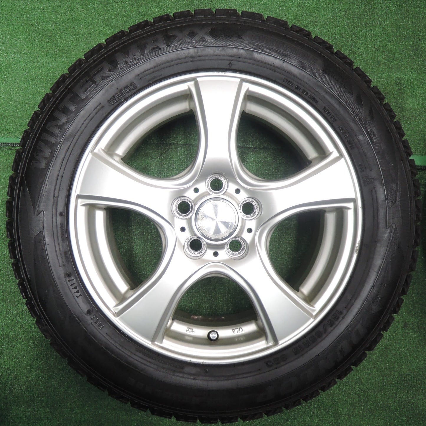 [送料無料]キレイ★スタッドレス 185/65R15 ダンロップ ウインターマックス WM02 VIOLENTO ヴィオレント 15インチ PCD100/5H★3092704NJス