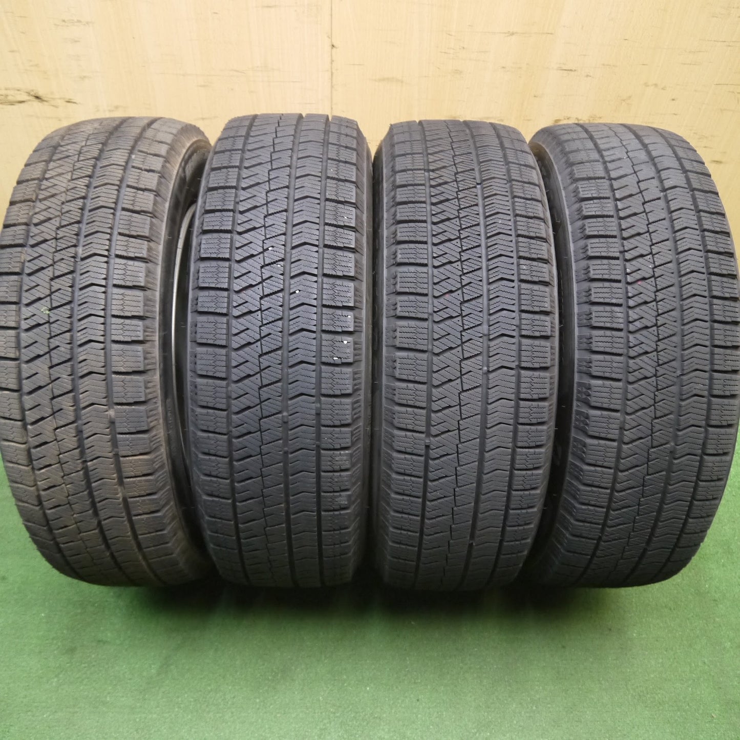 [送料無料]バリ溝！22年！9.5分★スタッドレス 195/65R15 ブリヂストン ブリザック VRX2 社外 アルミ ホイール 15インチ PCD114.3/5H★3070305Hス