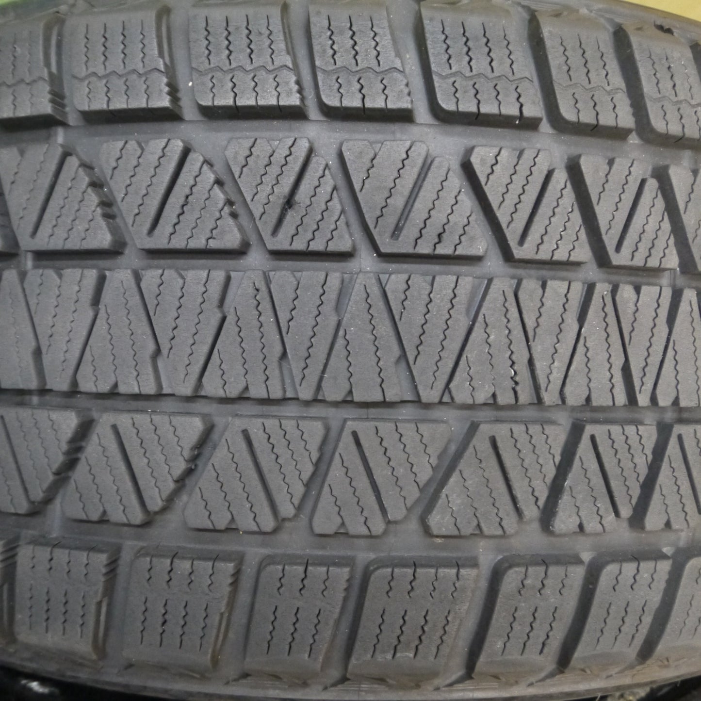 *送料無料* バリ溝！21年！9.5分★BMW X5 F15 純正 275/40R20 スタッドレス ブリヂストン ブリザック DM-V3 20インチ PCD120/5H★4020208Hス