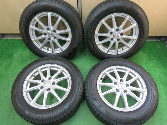 [送料無料]バリ溝！19年！9.5分★スタッドレス 215/60R16 ブリヂストン ブリザック VRX2 JOKER weds ジョーカー 16インチ PCD114.3/5H★3030404ヒス