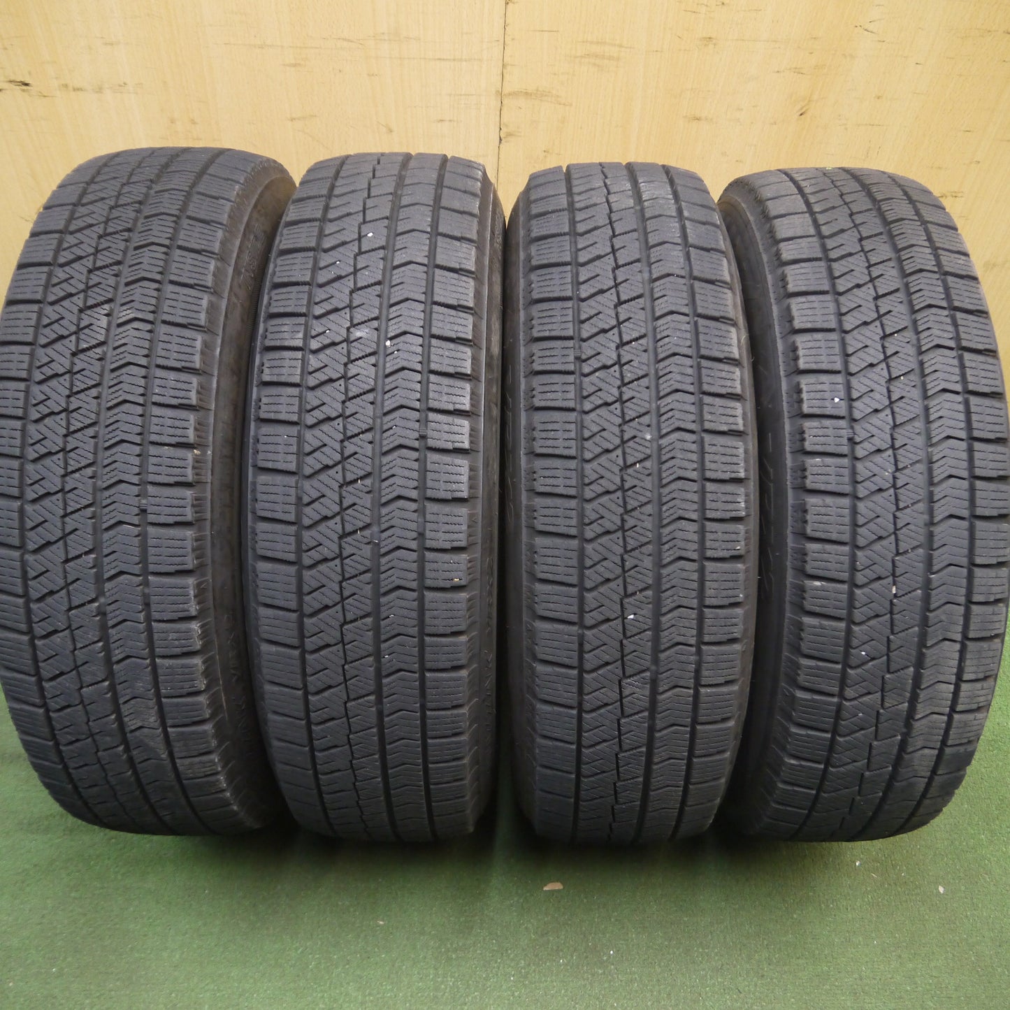 *送料無料*4本価格！21年★スタッドレス 165/70R14 ブリヂストン ブリザック VRX2 FEID 14インチ PCD100/4H★3122009Hス