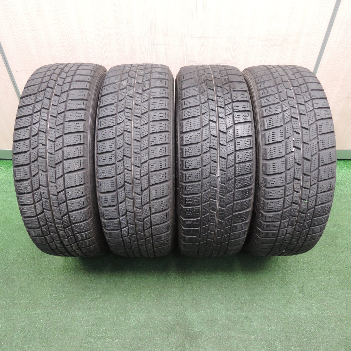 *送料無料*4本価格★スタッドレス 215/55R17 グッドイヤー アイスナビ6 GMach 17インチ PCD114.3/5H★3121609TNス