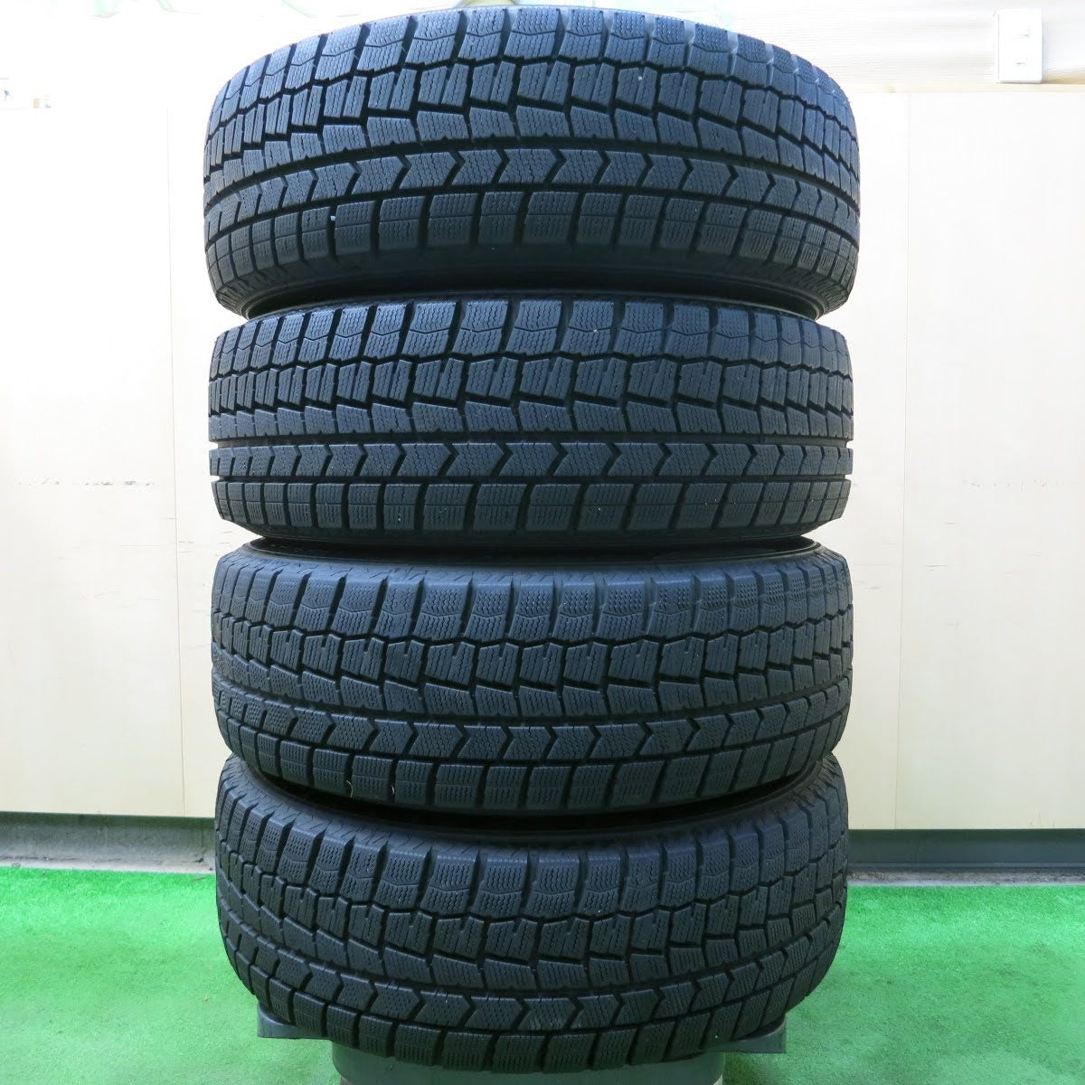 [送料無料]バリ溝！ほぼ10分★スタッドレス 195/65R15 ダンロップ ウインターマックス WM02 スチール ホイール 15インチ PCD114.3/5H★3082802イス