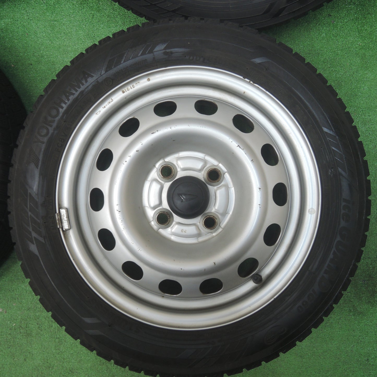 *送料無料* バリ溝！キレイ！8.5分★ダイハツ タント 純正 スチール 155/65R14 スタッドレス ヨコハマ アイスガード iG60 PCD100/4H★4022712SYス