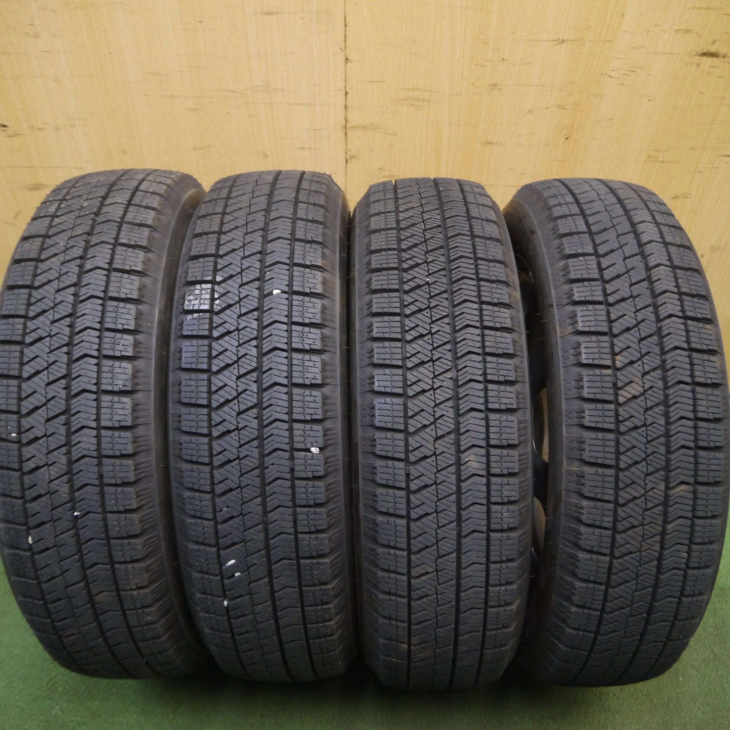 *送料無料* バリ溝！22年！ほぼ10分★スズキ ハスラー 純正 スチール 165/60R15 スタッドレス ブリヂストン ブリザック VRX2 PCD100/4H★4022801Hス