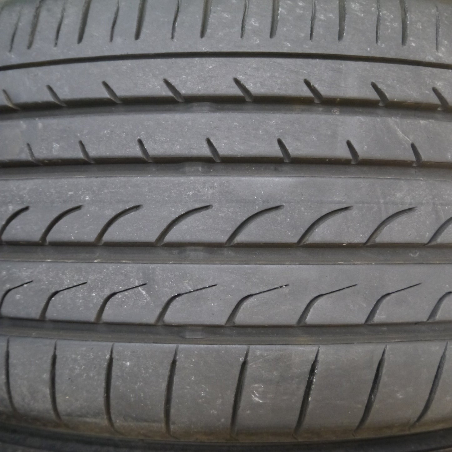 *送料無料* バリ溝！20年！キレイ！9.5分★G.Speed 215/50R17 ヨコハマ ブルーアース RV-02  Gスピード 17インチ PCD114.3/5H★4031101Hノ