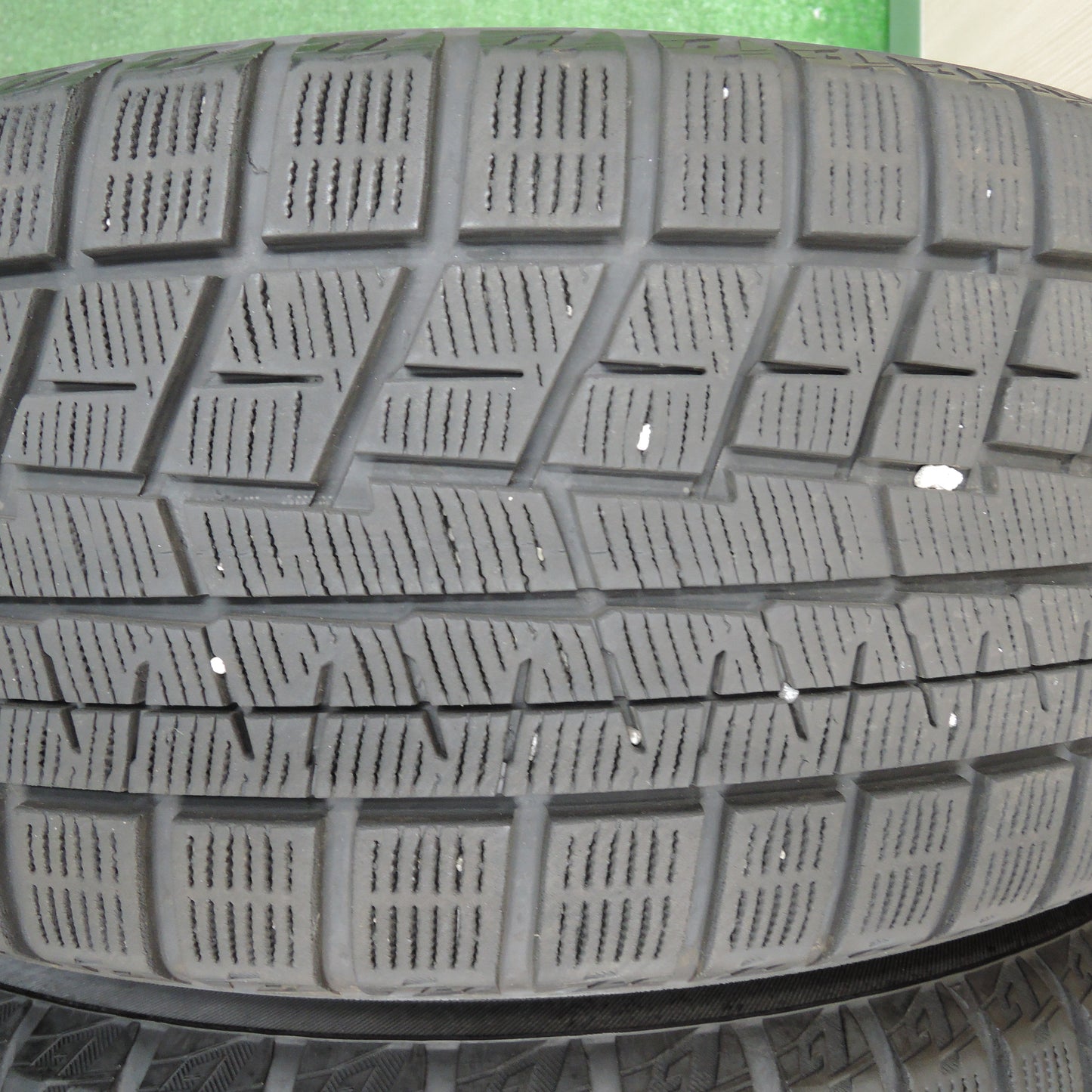 *送料無料*バリ溝！8.5分★トヨタ 200系 クラウン 純正 225/45R18 スタッドレス ヨコハマ アイスガード iG60 18インチ PCD114.3/5H★3120907TNス