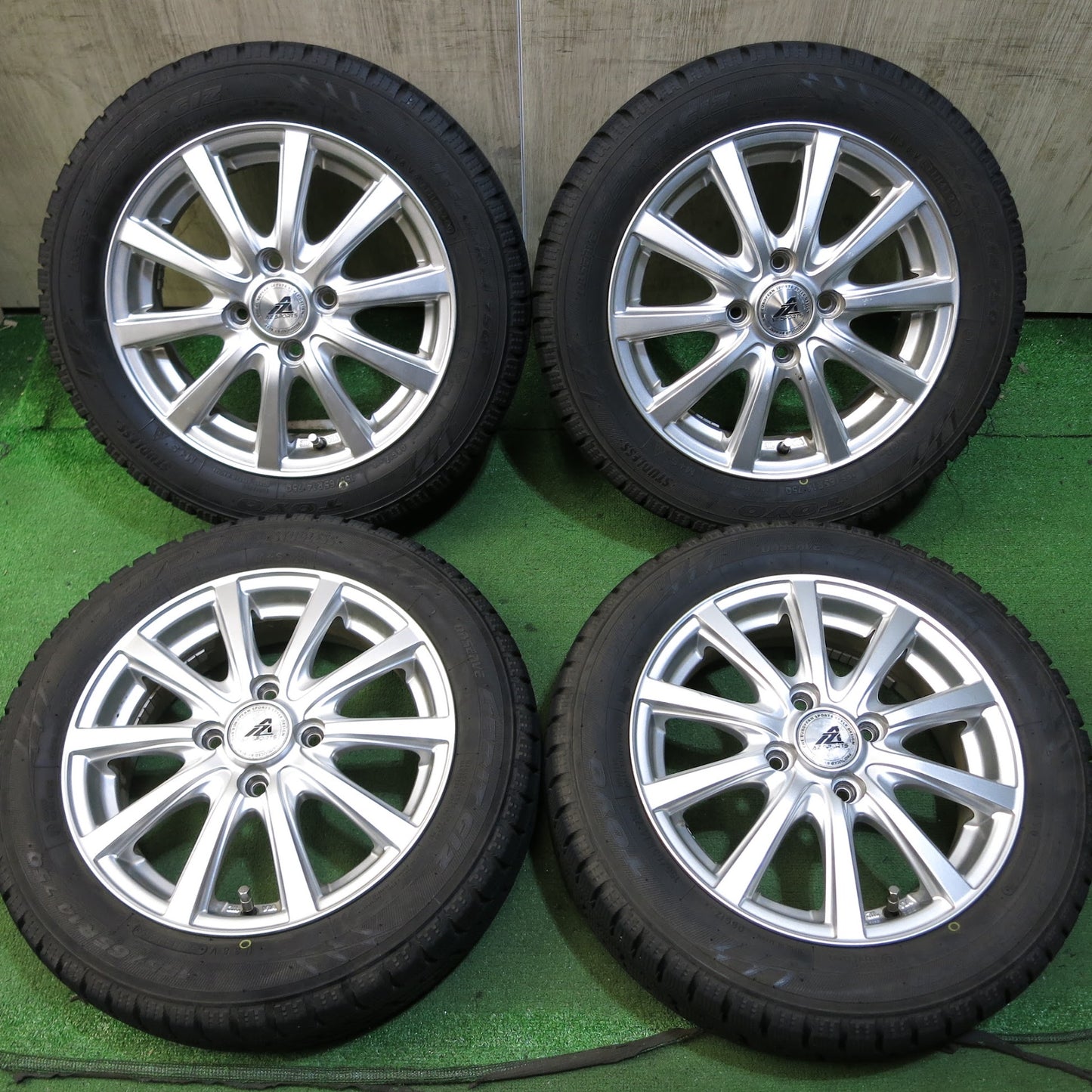 [送料無料]バリ溝！20年！キレイ！9.5分★スタッドレス 155/65R14 トーヨー オブザーブ ガリット GIZ AZ SPORTS AZスポーツ 14インチ PCD100/4H★3042614Hス