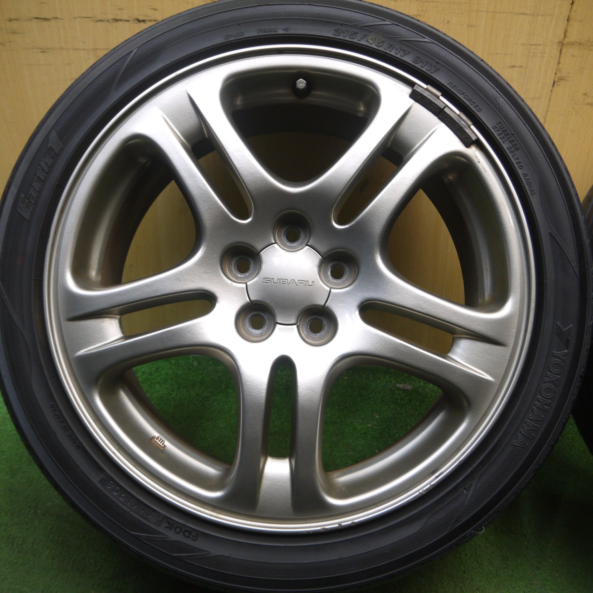 *送料無料* キレイ★スバル レガシィ 純正 215/45R17 ヨコハマ Earth-1 17インチ PCD100/5H★4031207Hノ