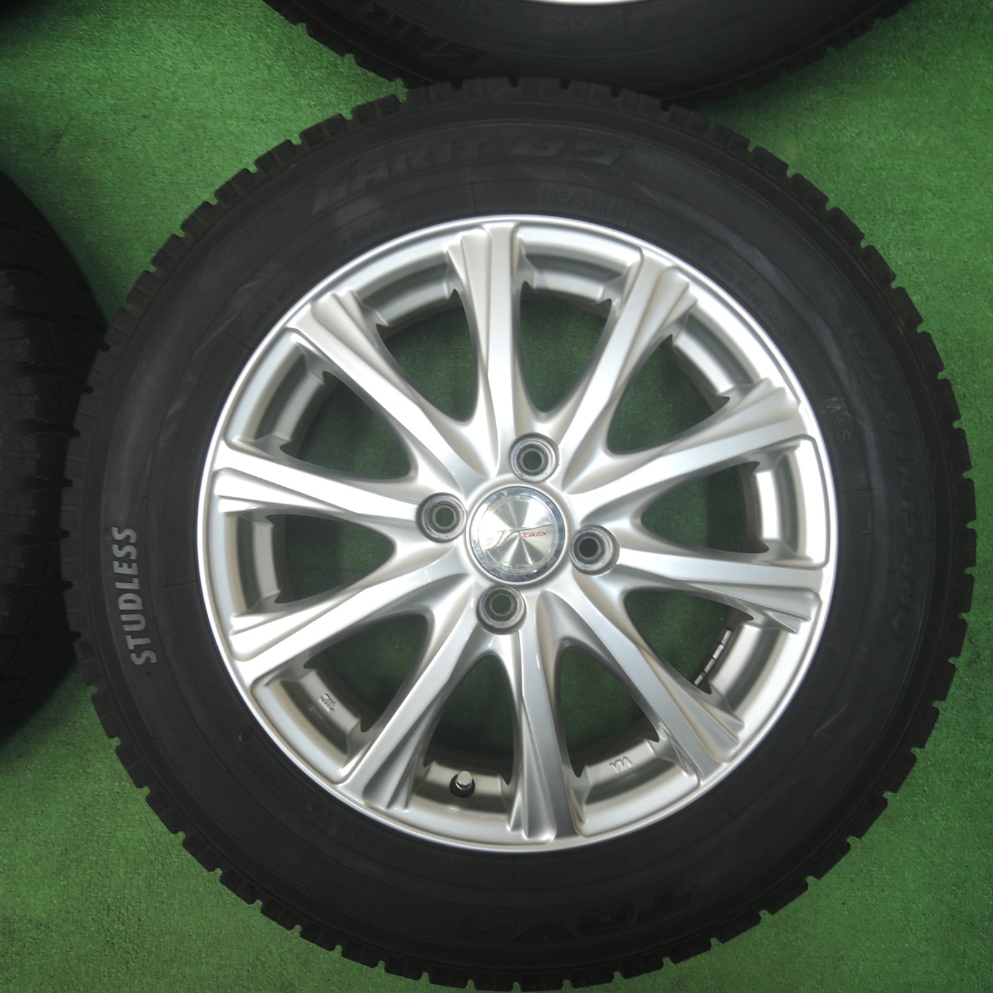 *送料無料* バリ溝！キレイ！9.5分以上★スタッドレス 185/65R15 トーヨー ガリット G5 JOKER ジョーカー 15インチ PCD100/4H★4020912SYス