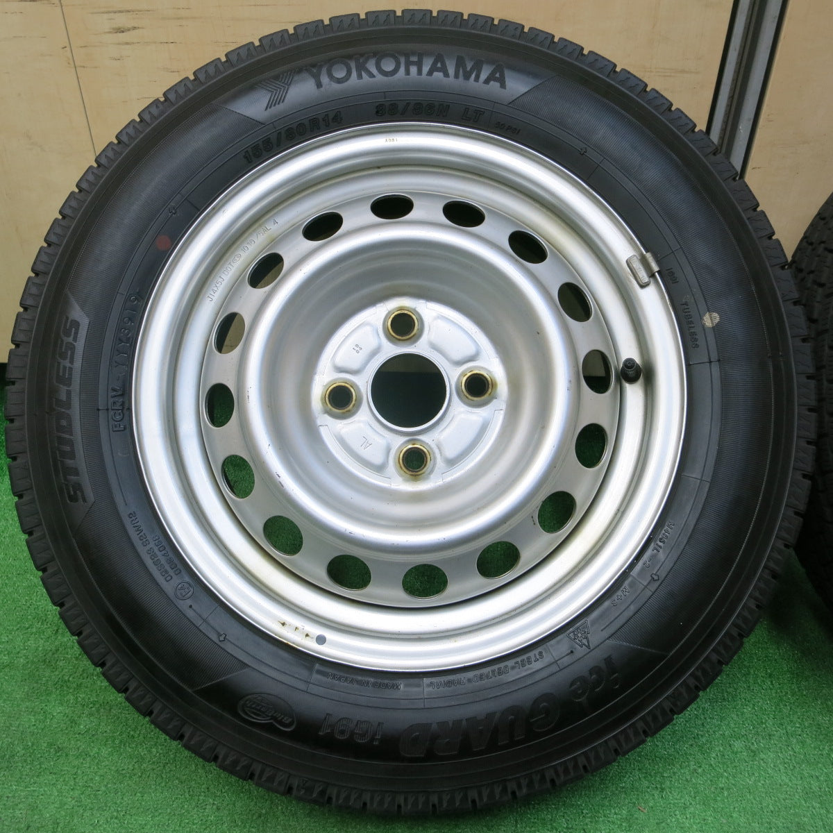 *送料無料*バリ溝！19年！9.5分★スタッドレス 155/80R14 ヨコハマ アイスガード iG91 スチール ホイール 14インチ PCD100 114.3 /4H★3120911イス