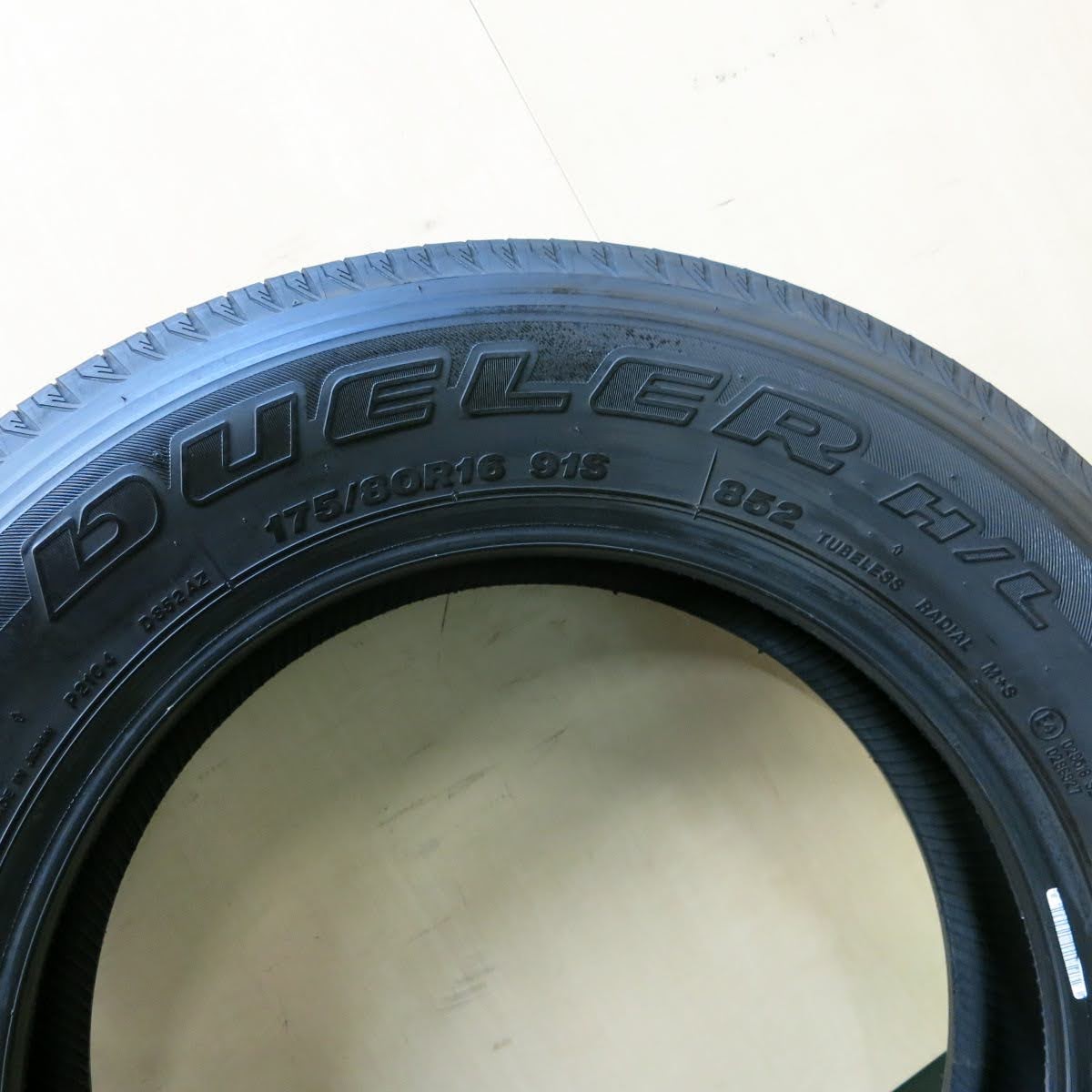 [送料無料]バリ溝！22年！9.5分★175/80R16 ブリヂストン デューラー H/L 852 タイヤ 16インチ ジムニー 等★3083001ヒノタ