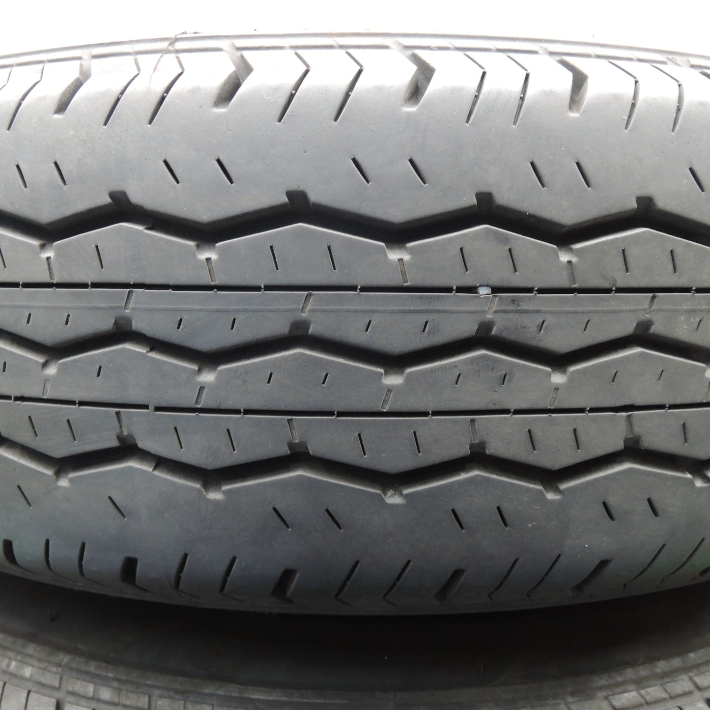 *送料無料* バリ溝！22年！キレイ！9分★トヨタ 200系 ハイエース 純正 OP 195/80R15 107/105N ブリヂストン エコピア RD613 PCD139.7/6H★4022904NJノ