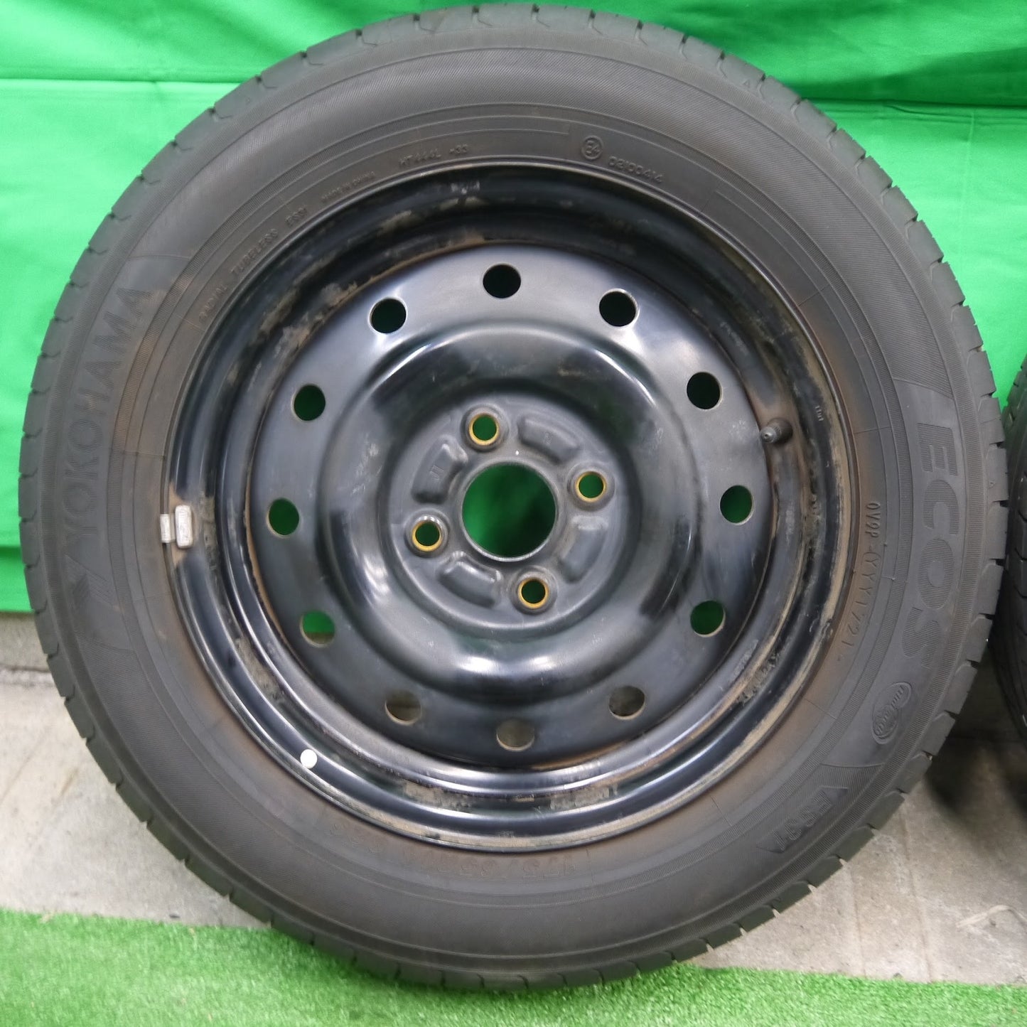 [送料無料]バリ溝！21年！9分★175/65R14 ヨコハマ エコス ES31 スチール ホイール 14インチ PCD100/4H★3062306Iノ