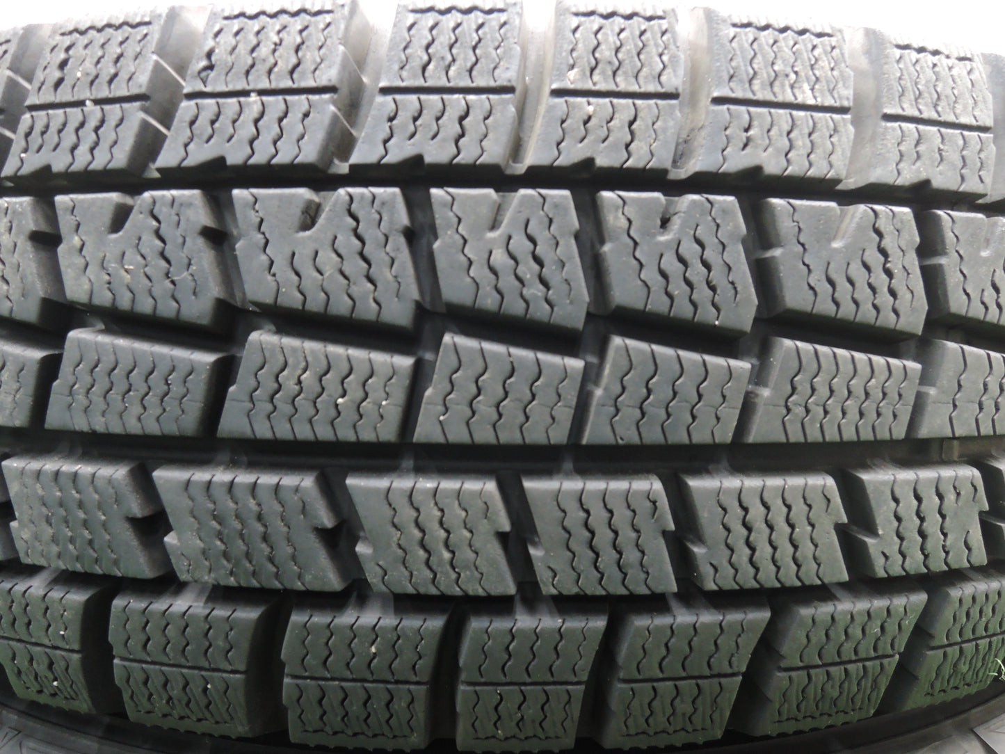 *送料無料*バリ溝！19年！キレイ！9.5分★スタッドレス 165/65R15 ダンロップ ウインターマックス WM01 VELVA SPORTZ ヴェルヴァ 15インチ PCD100/4H★3111115HAス