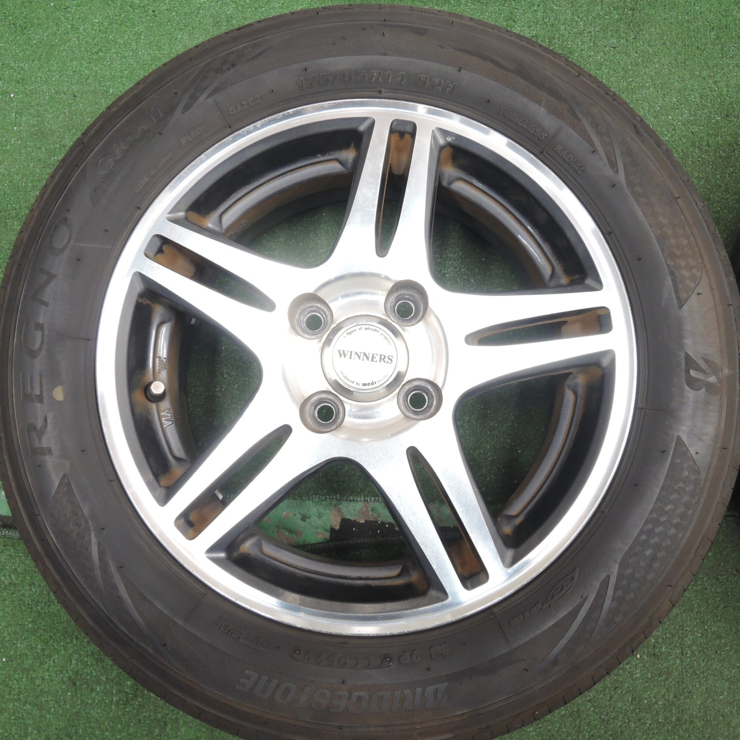 *送料無料* バリ溝！22年！9分★175/65R14 ブリヂストン レグノ GR-X2 WINNERS weds ウィナーズ 14インチ PCD100/4H★4021708HAノ