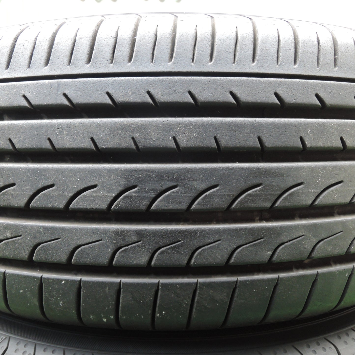 *送料無料* バリ溝！20年！キレイ！9.5分★215/60R17 ヨコハマ ブルーアース RV-02 JP STYLE UNI FIVE 17インチ PCD114.3/5H★4022311NJノ