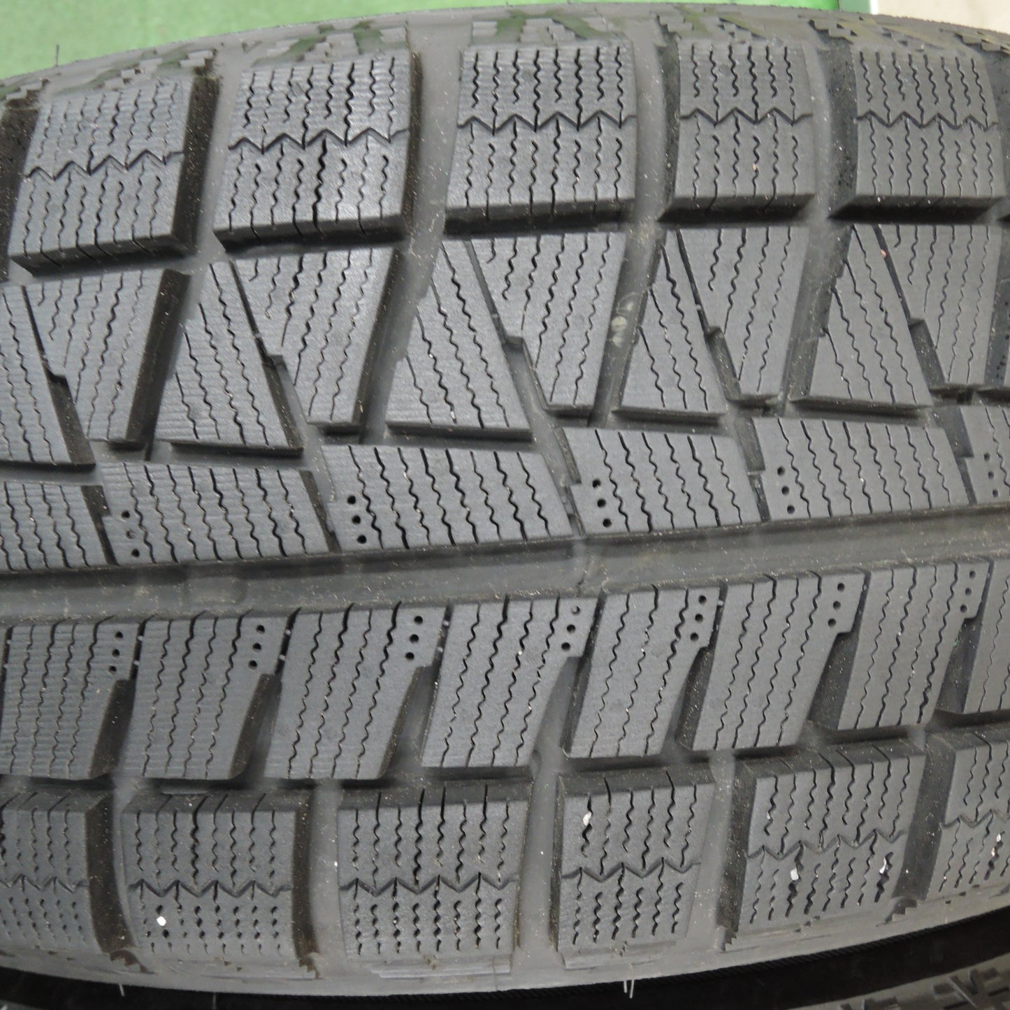 [送料無料] バリ溝！22年！9.5分以上★スタッドレス 205/60R16 ブリヂストン アイスパートナー2 weds VELVA SPORT 16インチ PCD114.3/5H★4011902TNス