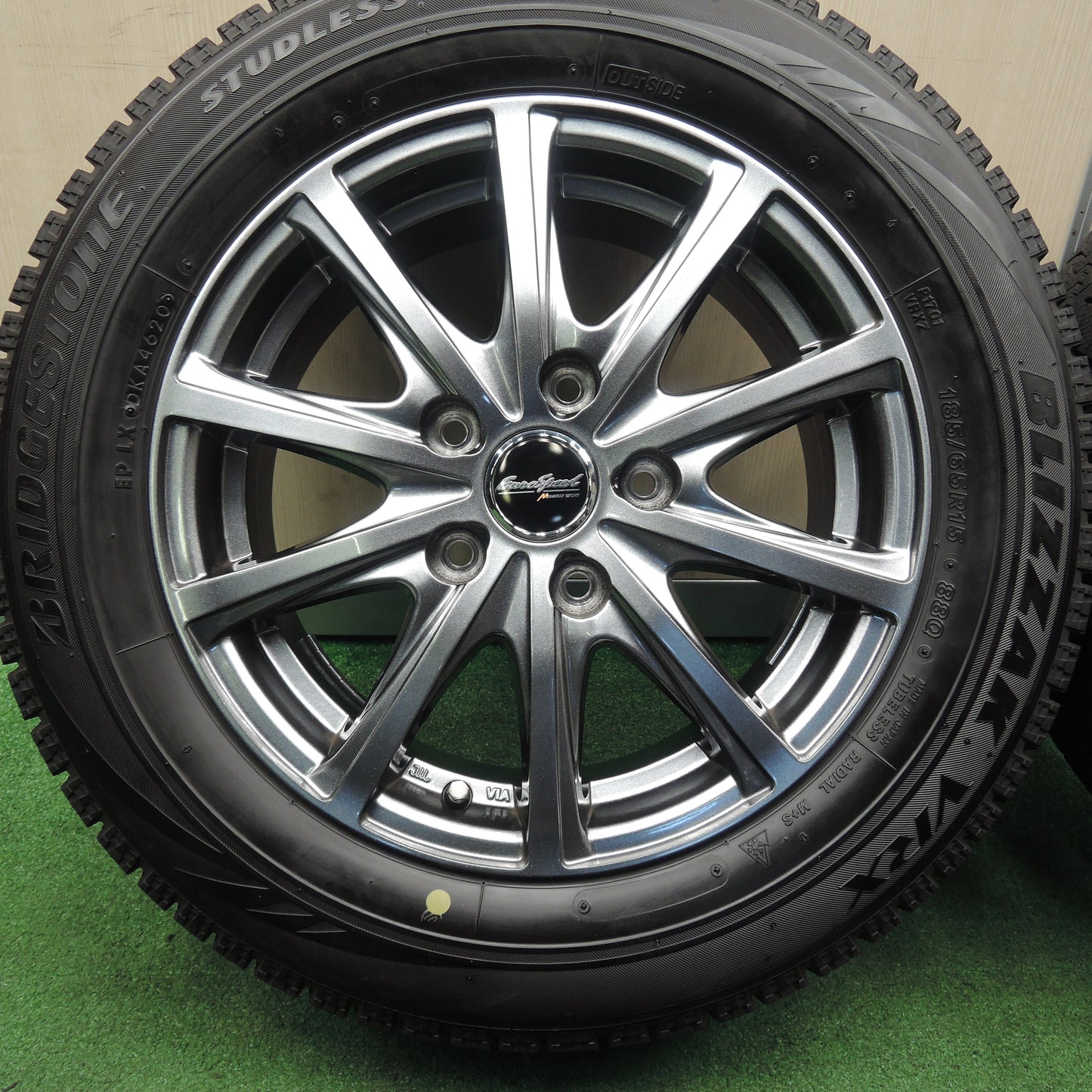 *送料無料*バリ溝！20年！キレイ！9.5分★スタッドレス 185/65R15 ブリヂストン ブリザック VRX EuroSpeed MANARAY SPORT PCD114.3/5H★3120404TNス