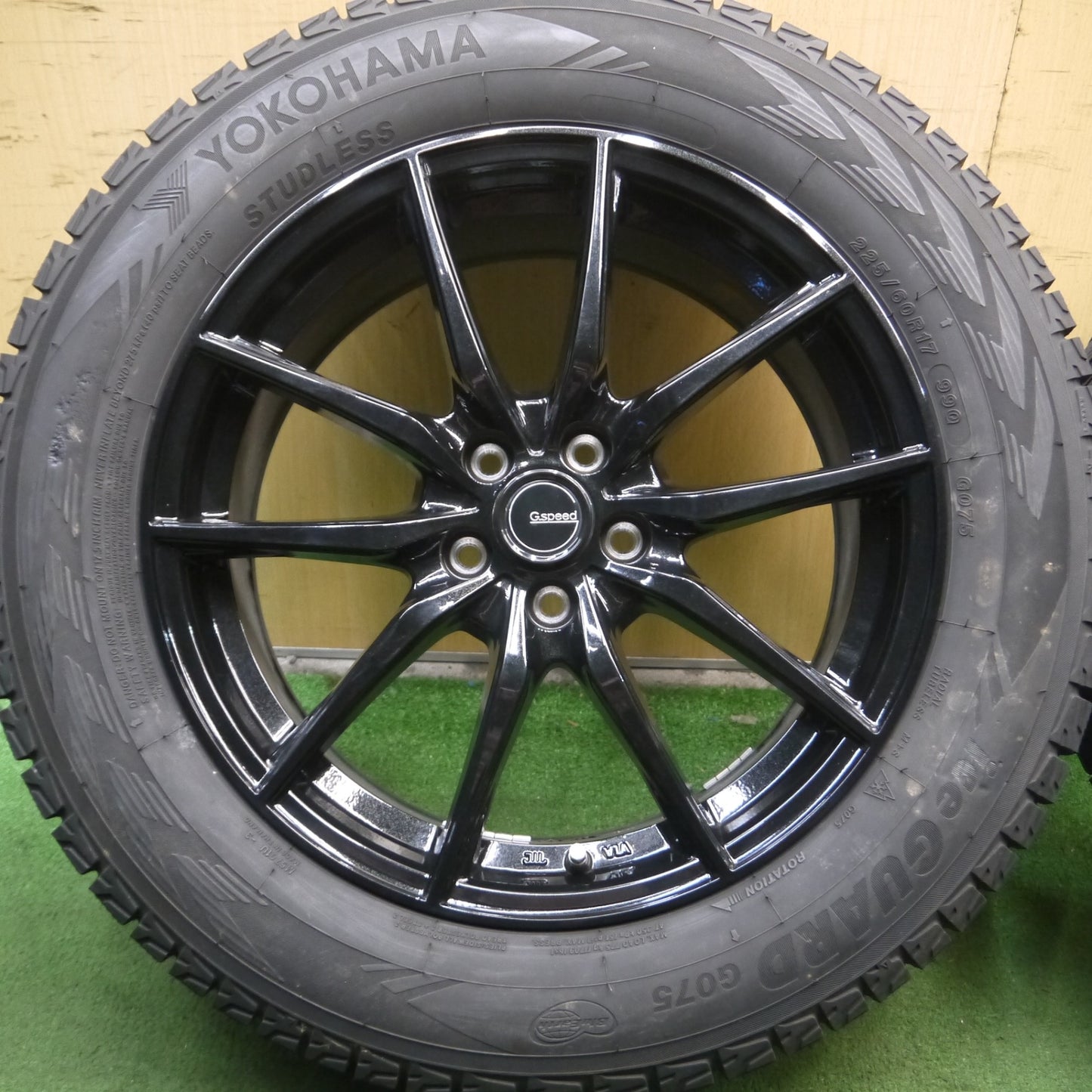 *送料無料* バリ溝！キレイ！9.5分★フォレスター XV等 G.speed 225/60R17 スタッドレス ヨコハマ アイスガード G075 Gスピード PCD100/5H★4030803Hス