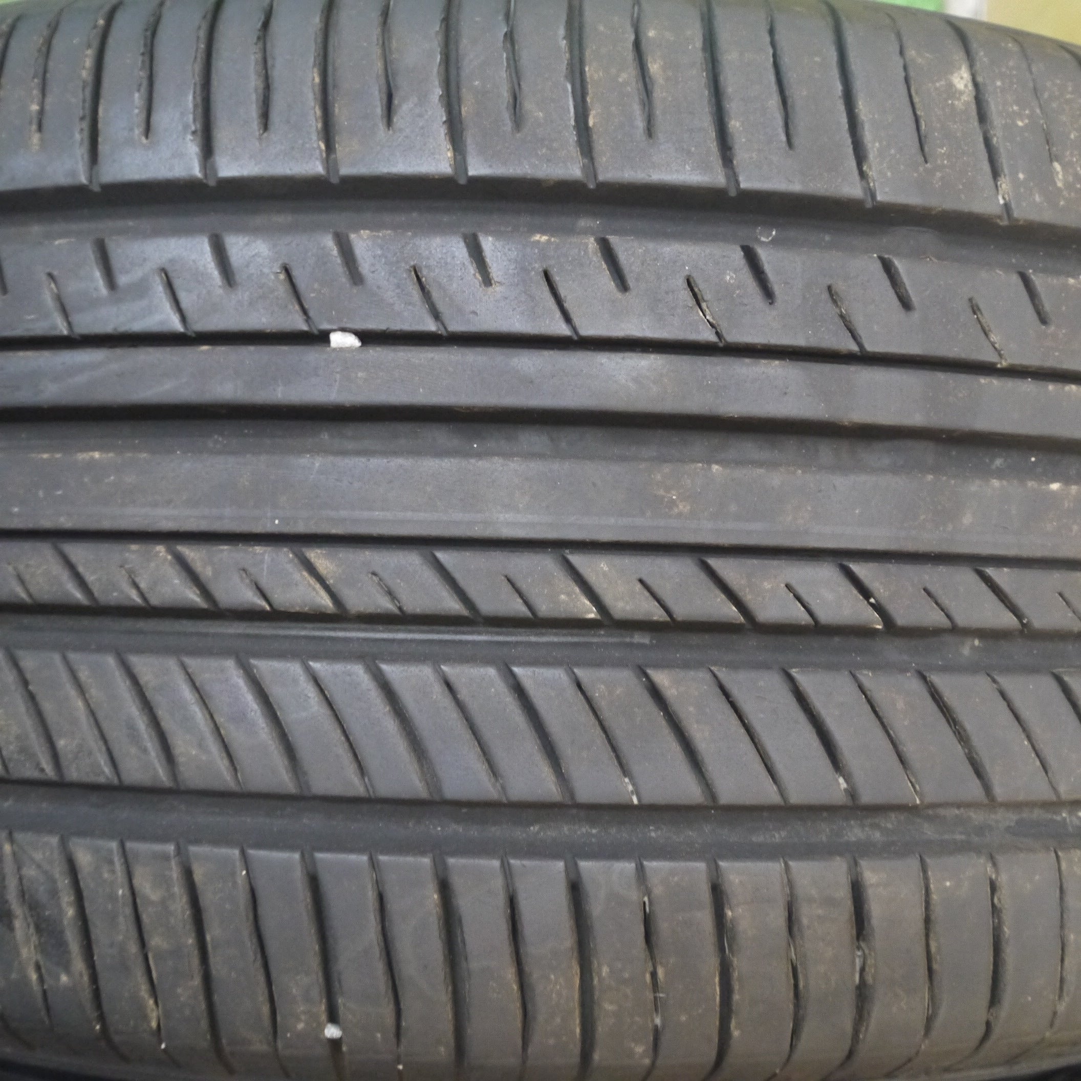 送料無料*バリ溝！21年！9.5分☆ボルボ 等 MSW 49 O・Z RACING 225/45R18 ヨコハマ アドバン dB V552 |  名古屋/岐阜の中古カー用品・工具の買取/販売ならガレージゲット