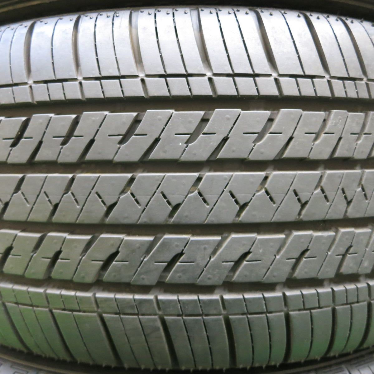 *送料無料*バリ溝！23年！ほぼ10分★255/45R20 ブリヂストン エコピア H/L 422 プラス タイヤ 20インチ アウトランダー アリア 等★3121506イノタ