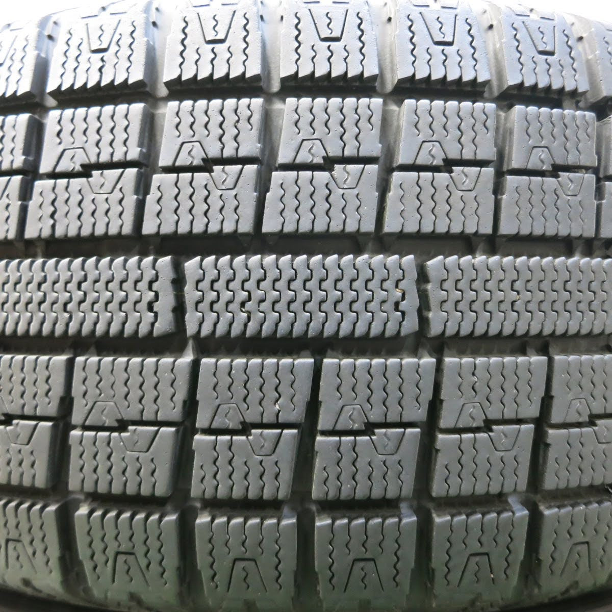 [送料無料]バリ溝！19年！キレイ！9.5分★スタッドレス 215/60R16 トーヨー ガリット G5 VEMOTION Vエモーション 16インチ PCD114.3/5H★3070302イス