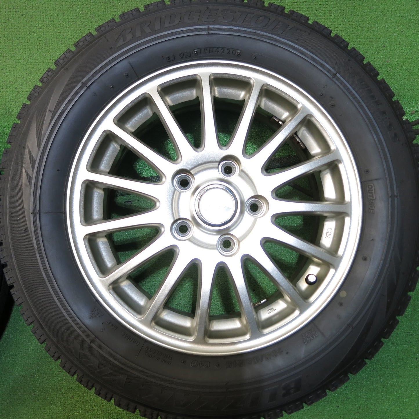 [送料無料]キレイ！20年★スタッドレス 195/65R15 ブリヂストン ブリザック VRX ECO FORME エコフォルム 15インチ PCD114.3/5H★3061308Hス