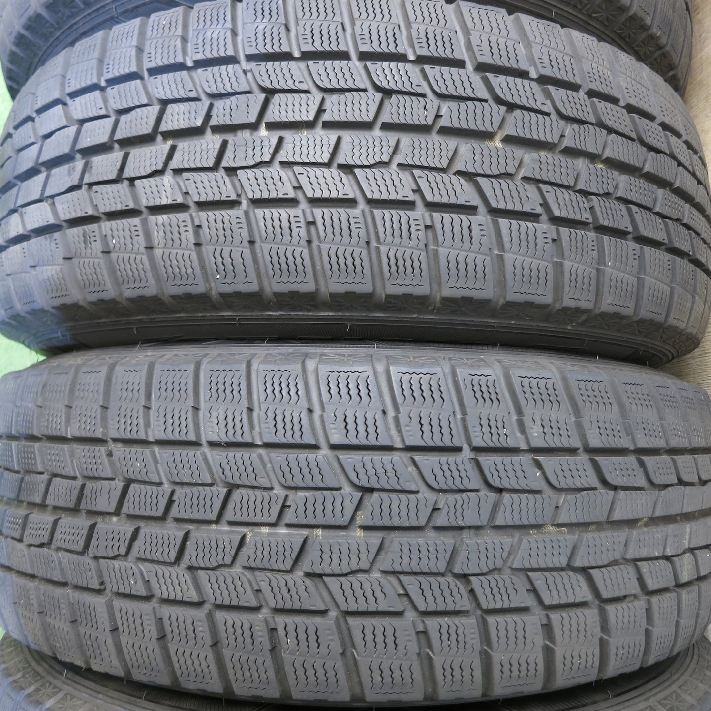 [送料無料]バリ溝！19年！キレイ！9分★スタッドレス 215/65R16 グッドイヤー アイスナビ6 ravrion selzer ラブリオン 16インチ PCD114.3/5H★3042807Hス