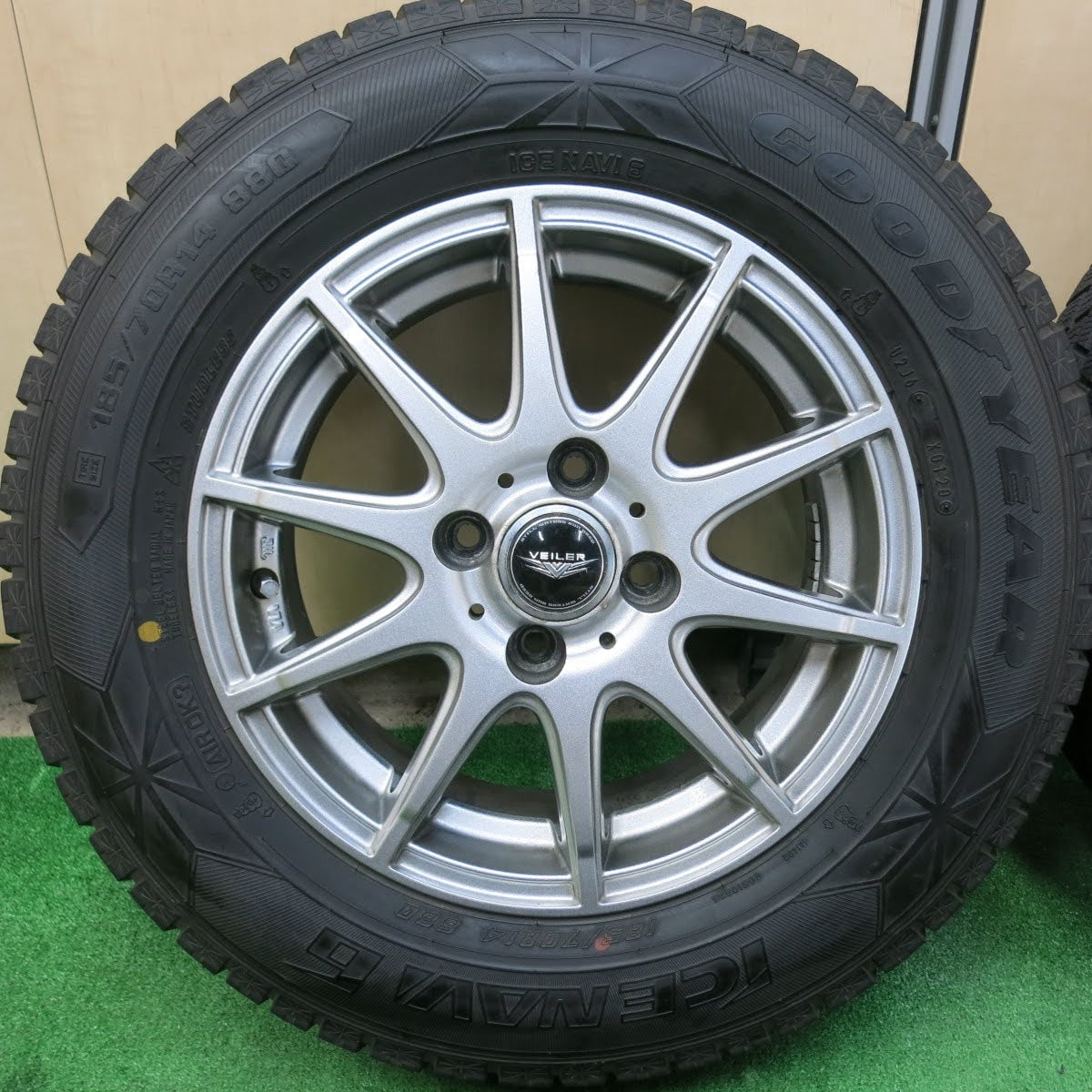 [送料無料]バリ溝！20年！8.5分★スタッドレス 185/70R14 グッドイヤー アイスナビ6 VEILER ヴェイラー 14インチ PCD100/4H★3061705ヒス