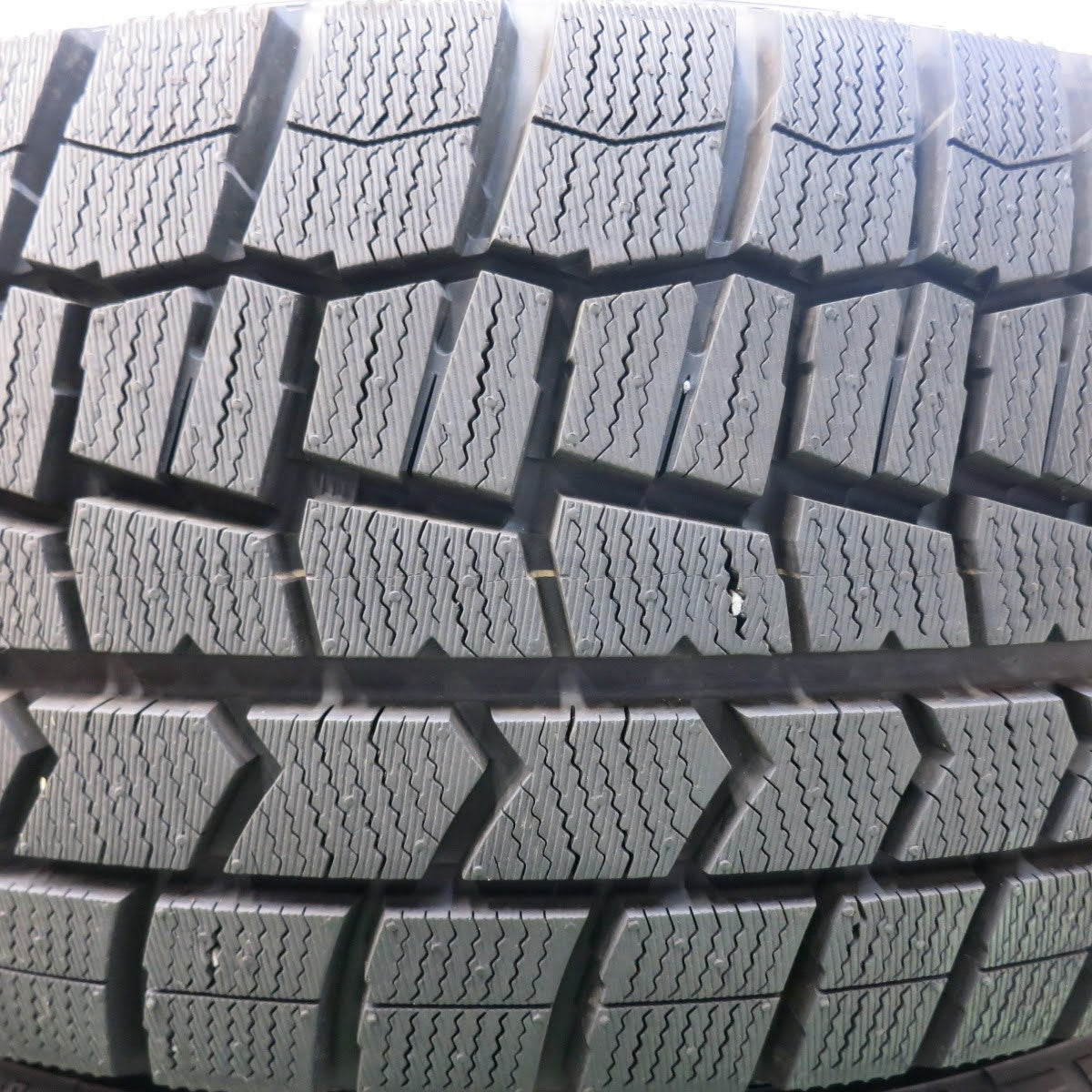 [送料無料]超バリ溝！キレイ！ほぼ10分★スタッドレス 225/55R17 ダンロップ ウインターマックス WM02 PRD 社外 アルミ 17インチ PCD114.3/5H★3060301ヒス