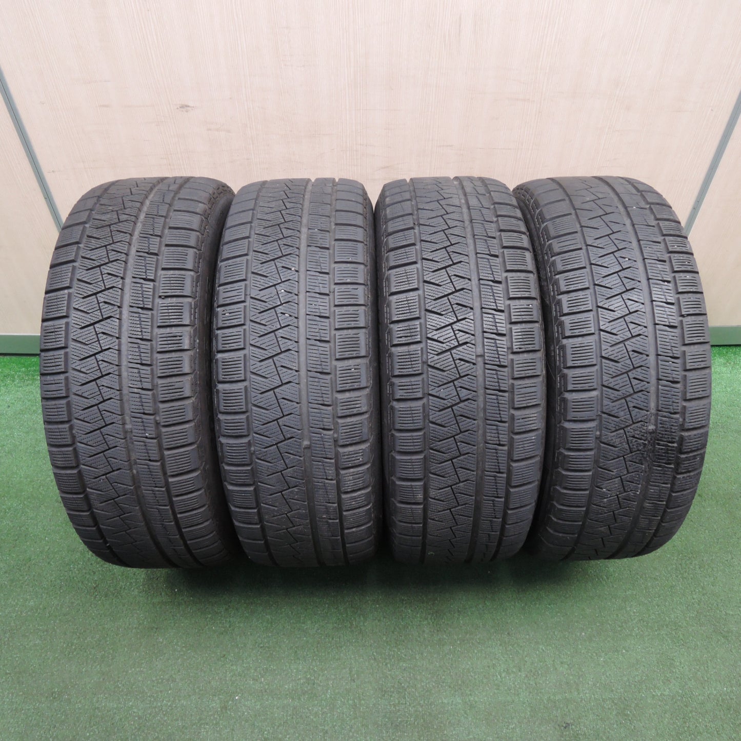 *送料無料* 4本価格★ワーゲン ゴルフ 等 純正 205/55R16 スタッドレス ピレリ アイスアシンメトリコ 16インチ PCD112/5H★4021310TNス