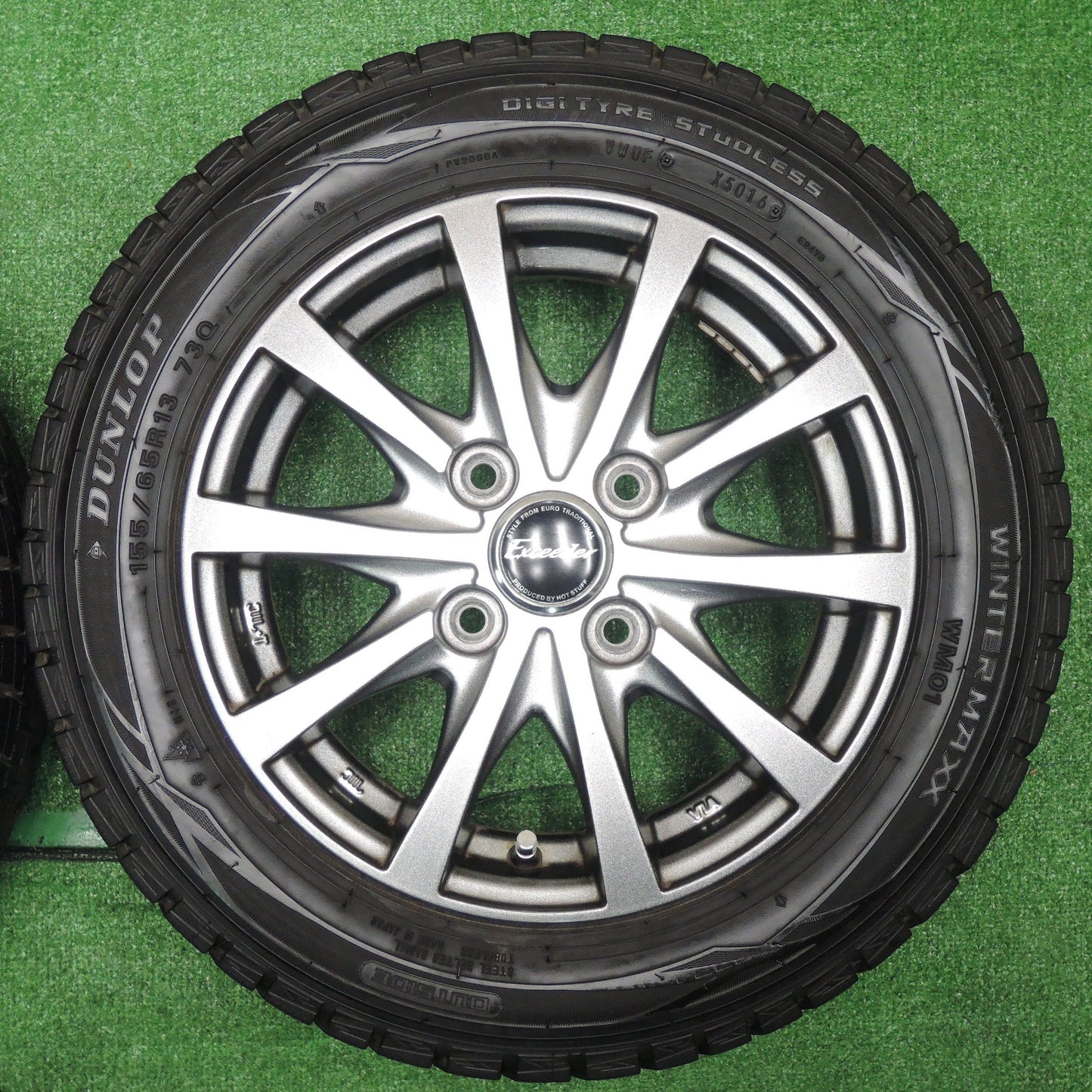 [送料無料]バリ溝！キレイ！ほぼ10分★スタッドレス 155/65R13 ダンロップ ウインターマックス WM01 Exceeder エクシーダー 13インチ PCD100/4H★3083107NJス