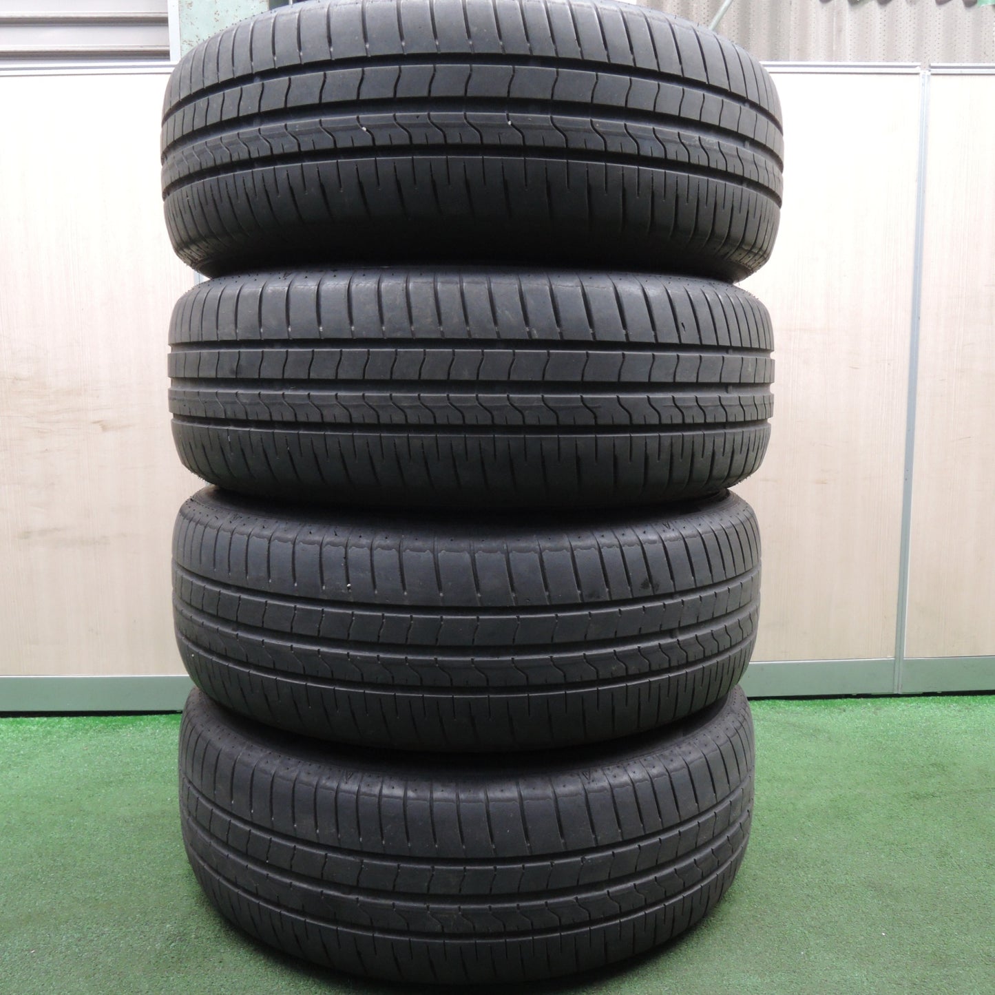 *送料無料* キレイ！21年★アウディ Q3 純正 215/65R17 ファルケン ZIEX ZE310A ECORUN AO PCD112/5H★4030206HAノ