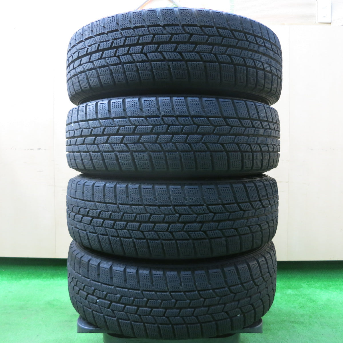 *送料無料*バリ溝！19年！キレイ！9分★スタッドレス 175/65R15 グッドイヤー アイスナビ6 ENCOUGAR エンクーガー 15インチ PCD100/4H★3121306イス