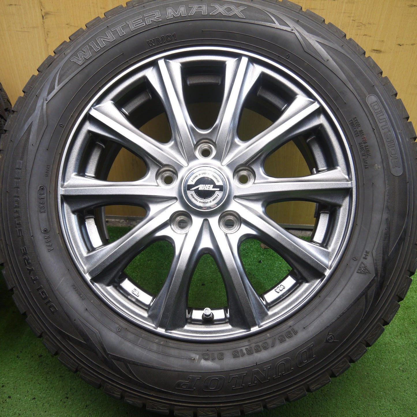 [送料無料]バリ溝！19年！キレイ！9分★スタッドレス 195/65R15 ダンロップ ウインターマックス WM01 AXEL weds アクセル 15インチ PCD114.3/5H★3070702Hス