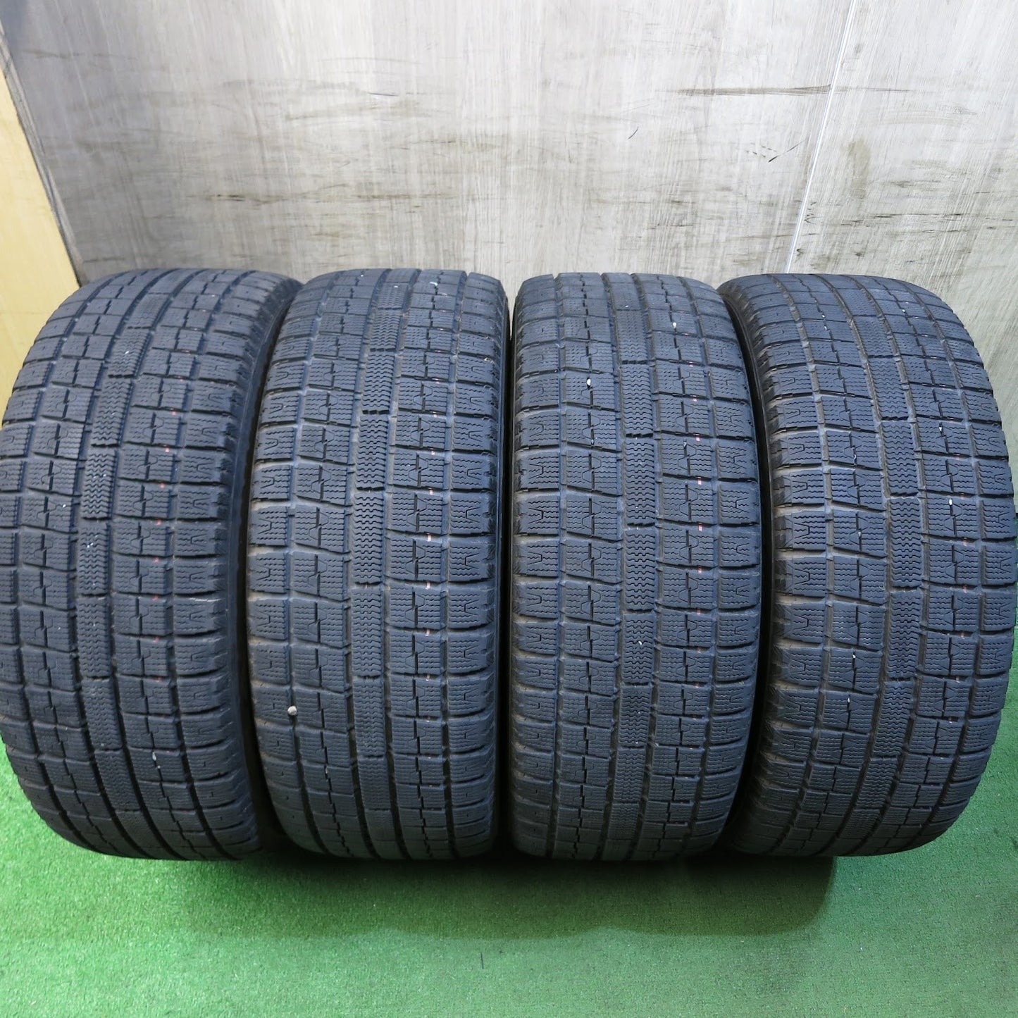 [送料無料]バリ溝！キレイ！9.5分★MSW O・Z 225/45R17 スタッドレス トーヨー ガリット G5 17インチ OZ PCD120/5H BMW 等★3042106Hス