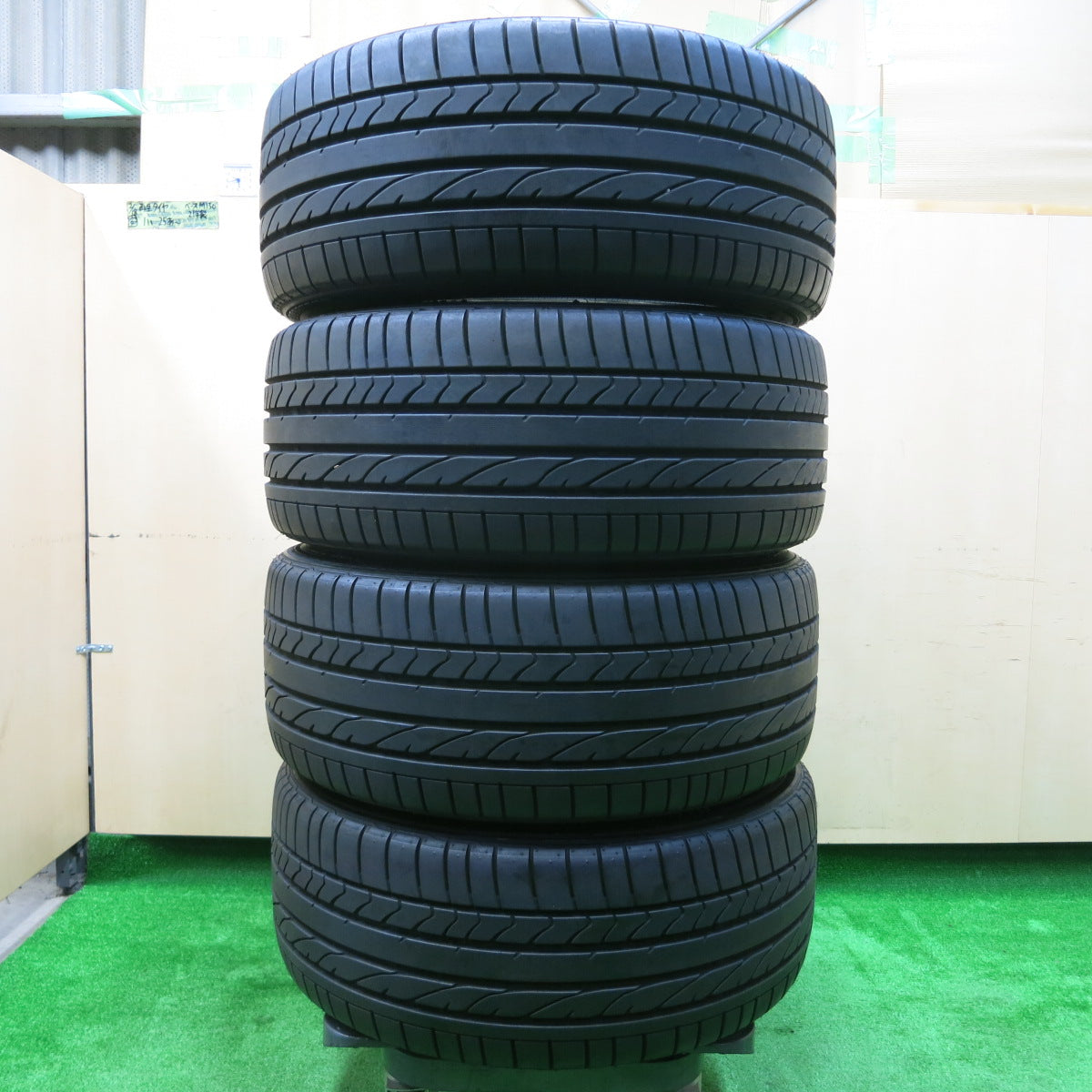 *送料無料*バリ溝！19年！9.5分★235/40R19 ブリヂストン ポテンザ RE050A タイヤ 19インチ マークX ボルボV60 レクサス IS RC等★3111007イノタ