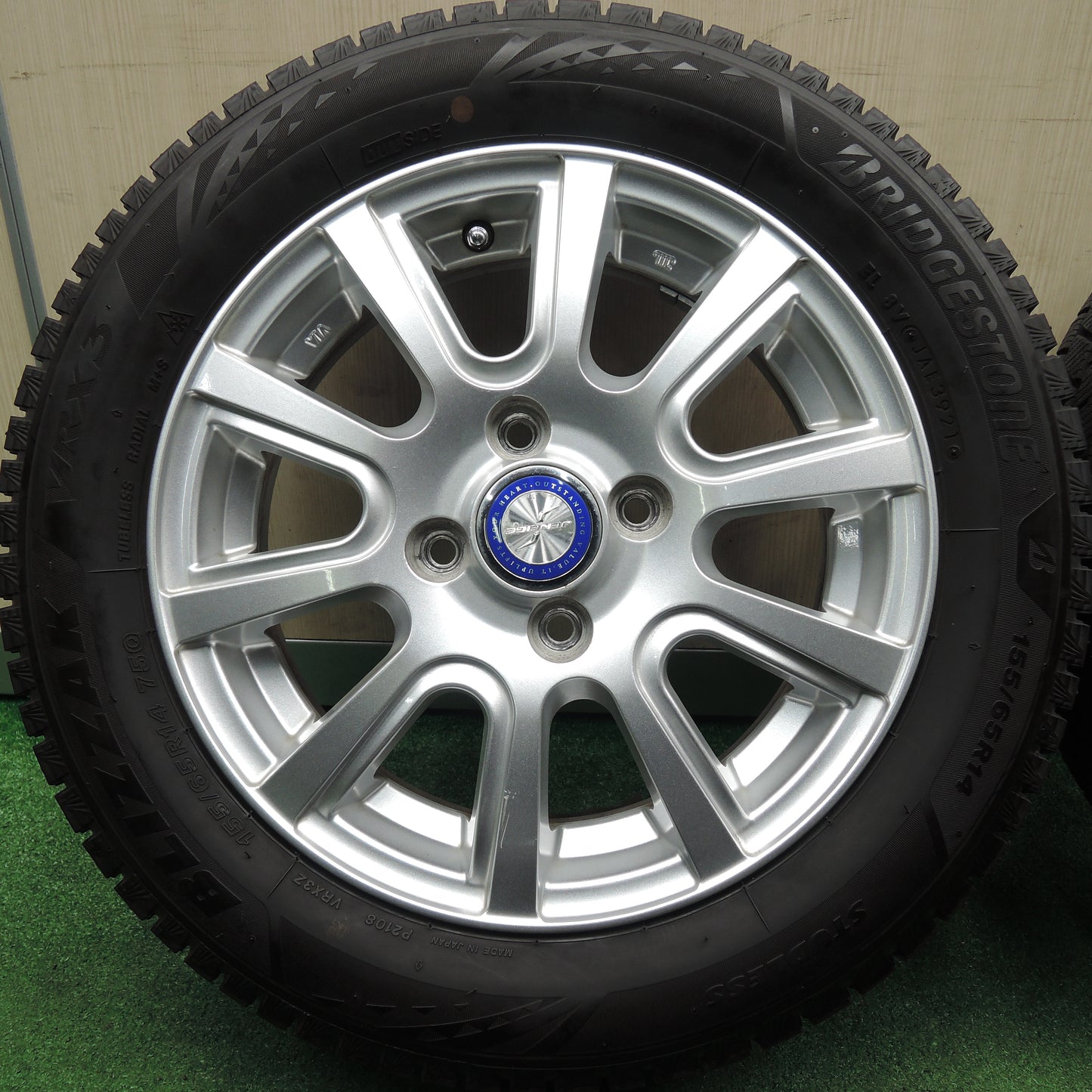 *送料無料*バリ溝！21年！キレイ！9.5分★スタッドレス 155/65R14 ブリヂストン ブリザック VRX3 JENEIGE 14インチ PCD100/4H★3120908TNス