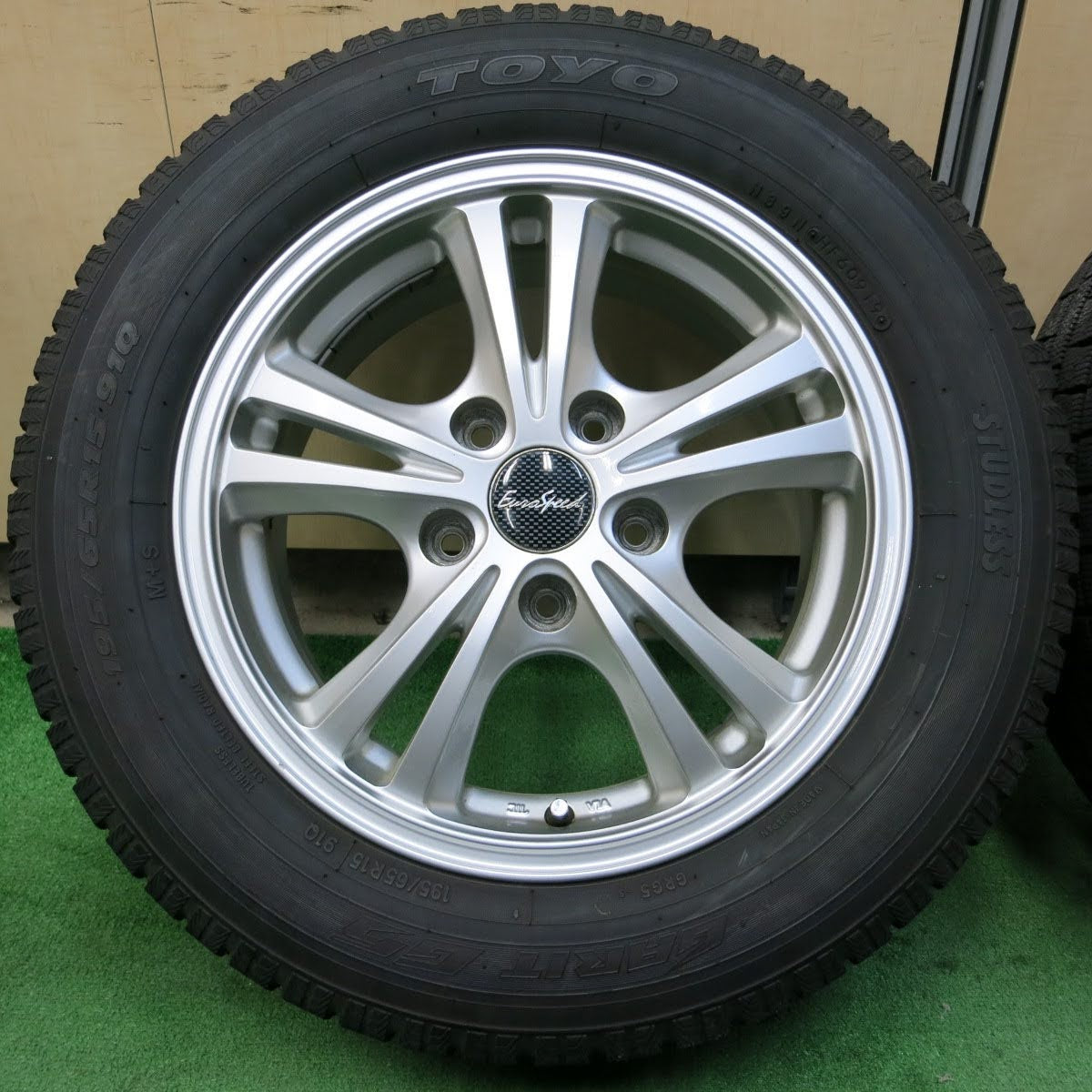 [送料無料]バリ溝！19年！キレイ！9分★スタッドレス 195/65R15 トーヨー ガリット G5 EuroSpeed ユーロスピード 15インチ PCD114.3/5H★3072003イス