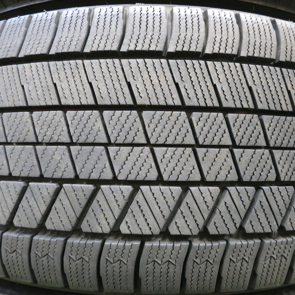 *送料無料* センサー付！バリ溝！21年！9.5分★レクサス LS460 純正 245/45R19 スタッドレス ブリヂストン ブリザック VRX3 19インチ PCD120/5H★4022006イス