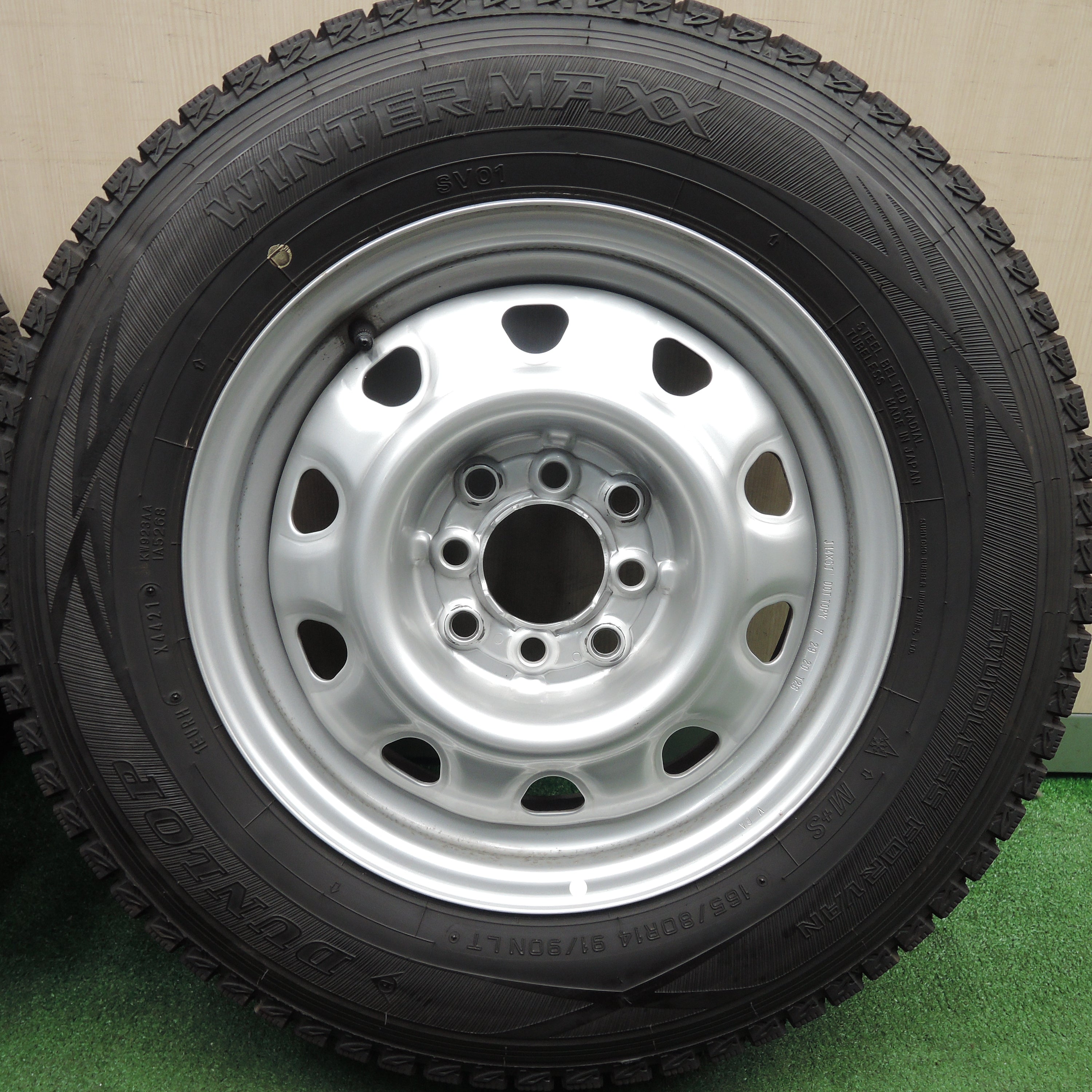 送料無料*バリ溝！21年！キレイ！9.5分以上☆スタッドレス 165/80R14 ダンロップ ウインターマックス SV01 TOPY スチ |  名古屋/岐阜の中古カー用品・工具の買取/販売ならガレージゲット