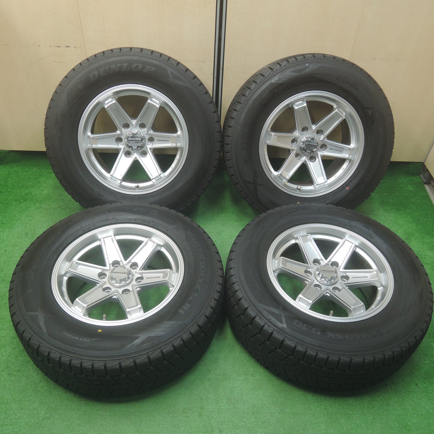 *送料無料*超バリ溝！20年！キレイ！9.5分以上★ランクル 等 KEELER キーラー 265/65R17 スタッドレス ダンロップ ウインターマックス SJ8 17インチ PCD139.7/6H★3112801SYス