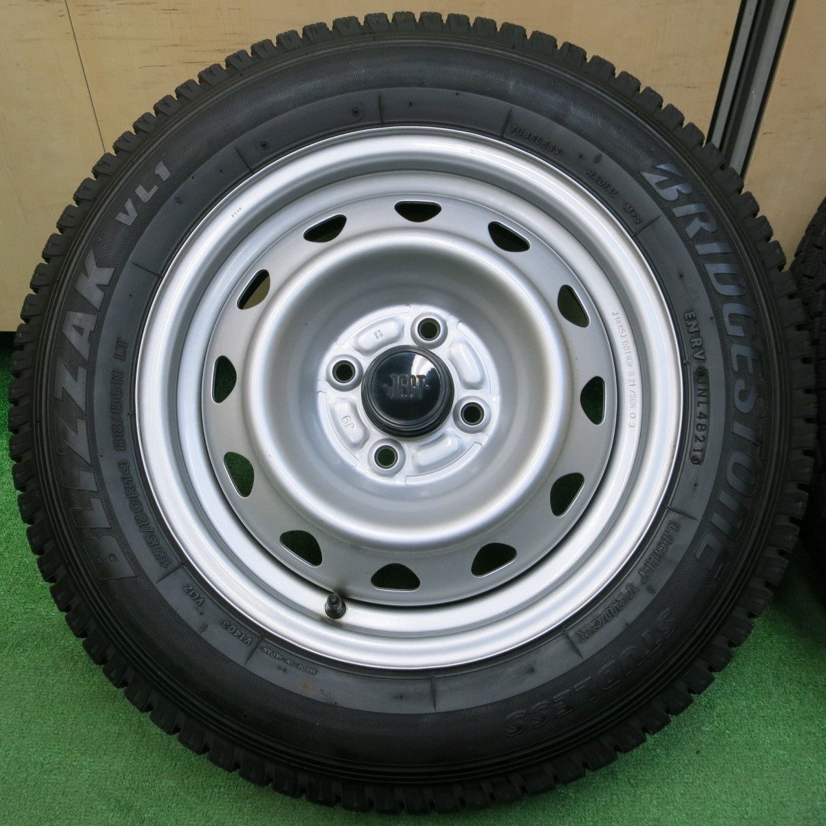 *送料無料* バリ溝！21年！キレイ！9.5分★スタッドレス 155/80R14 88/86N ブリヂストン ブリザック VL1 JECT スチール  ホイール 14インチ PCD100/4H★4020904イス