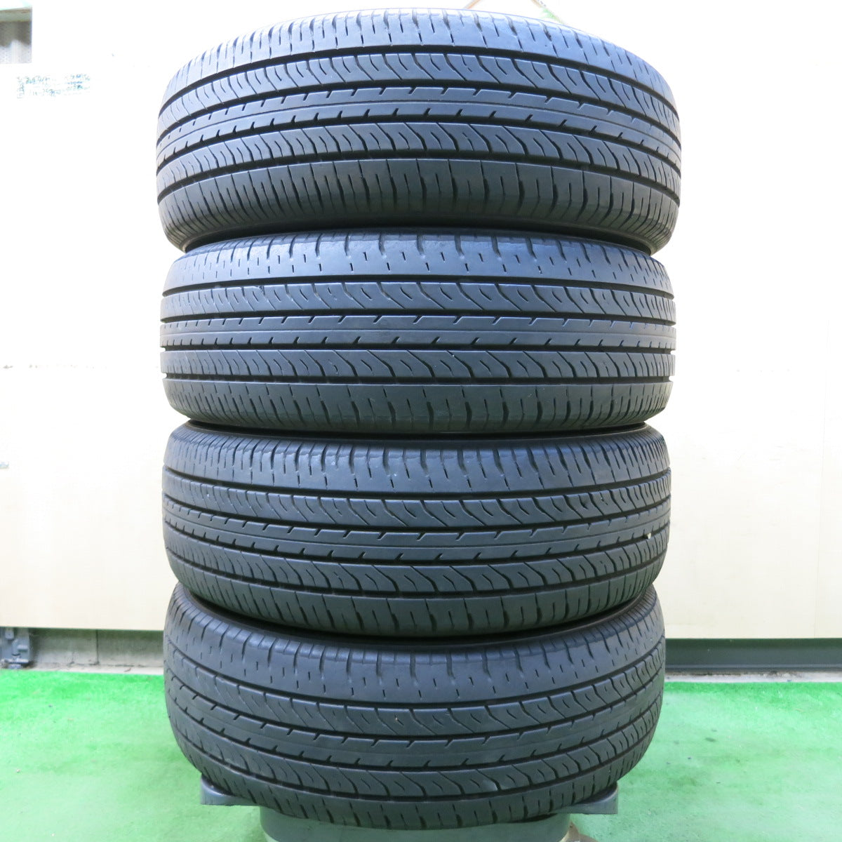 *送料無料*バリ溝！20年！9.5分★205/60R16 トーヨー プロクセス J54 タイヤ 16インチ ノア ヴォクシー ステップワゴン 等★3102102イノタ