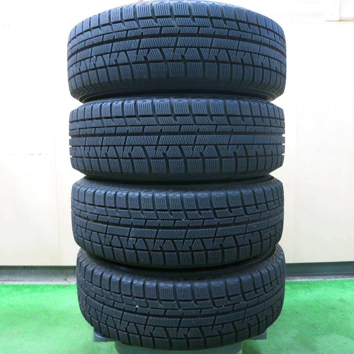 [送料無料]バリ溝！9.5分★スタッドレス 195/65R15 ヨコハマ アイスガード iG50 プラス スチール ホイール 15インチ PCD114.3/5H★3082803イス