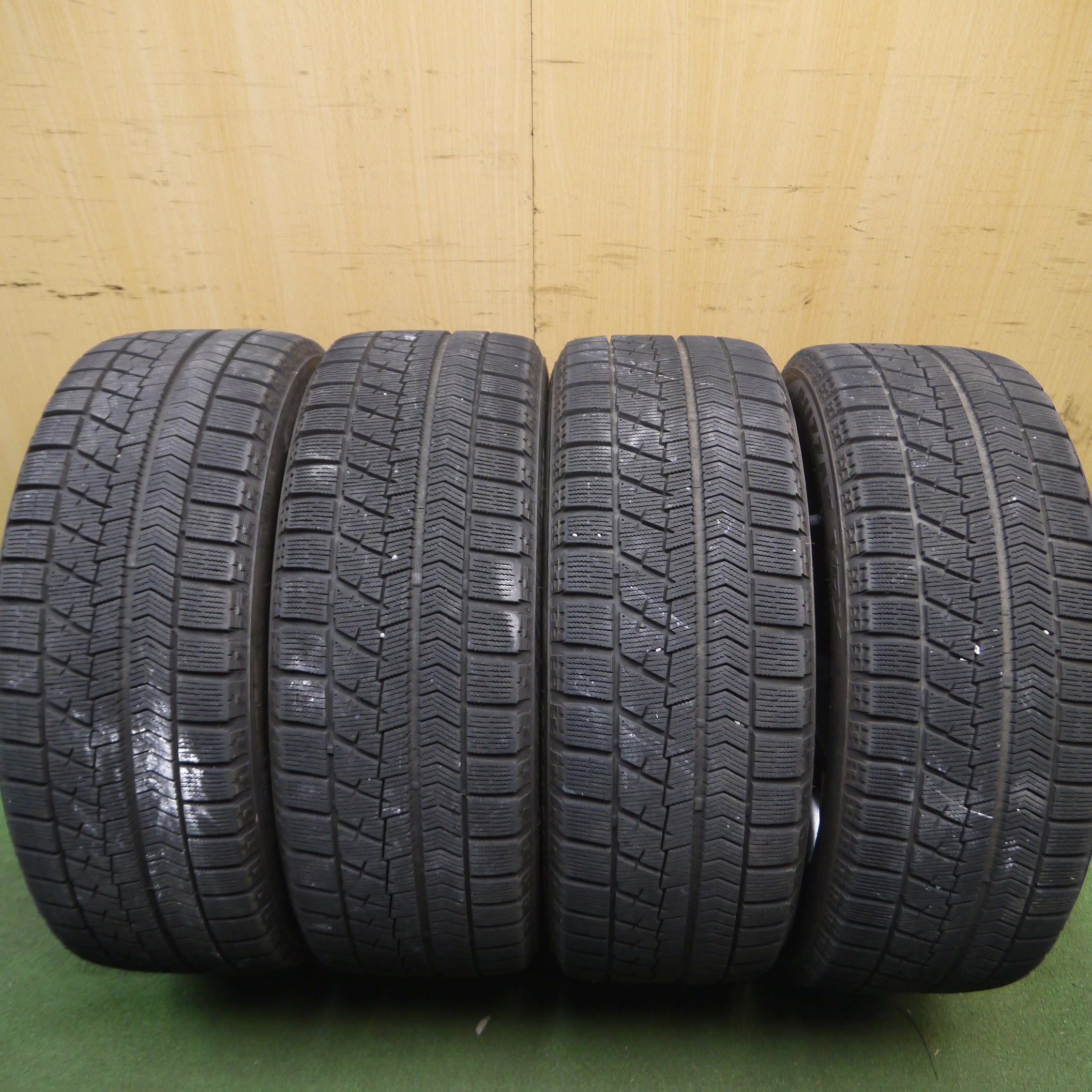 送料無料*バリ溝！キレイ！8.5分☆マツダ ND ロードスター 純正 195/50R16 スタッドレス ブリヂストン ブリザック VRX |  名古屋/岐阜の中古カー用品・工具の買取/販売ならガレージゲット