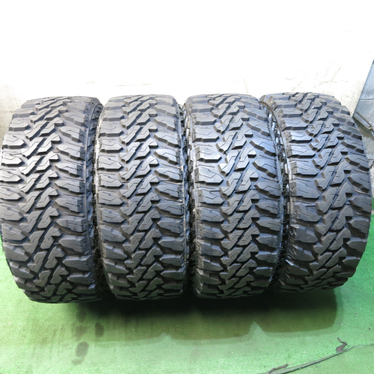 *送料無料* 超バリ溝！21年！綺麗！ほぼ10分★XF OFF-ROAD 295/55R20 ヨコハマ ジオランダー M/T G003 20インチ PCD114.3 127/5H マルチ★4021603クノ