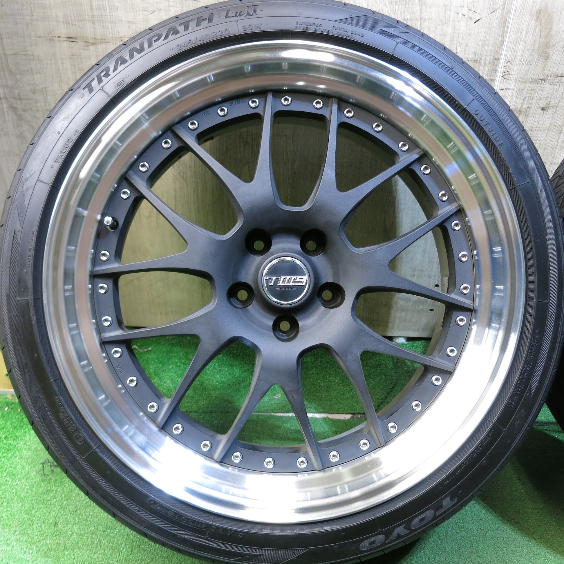 送料無料]深リム！バリ溝！19年☆TWS エクスリート 107M FORGED 245/40R20 トーヨー トランパス Lu2 20イン |  名古屋/岐阜の中古カー用品・工具の買取/販売ならガレージゲット