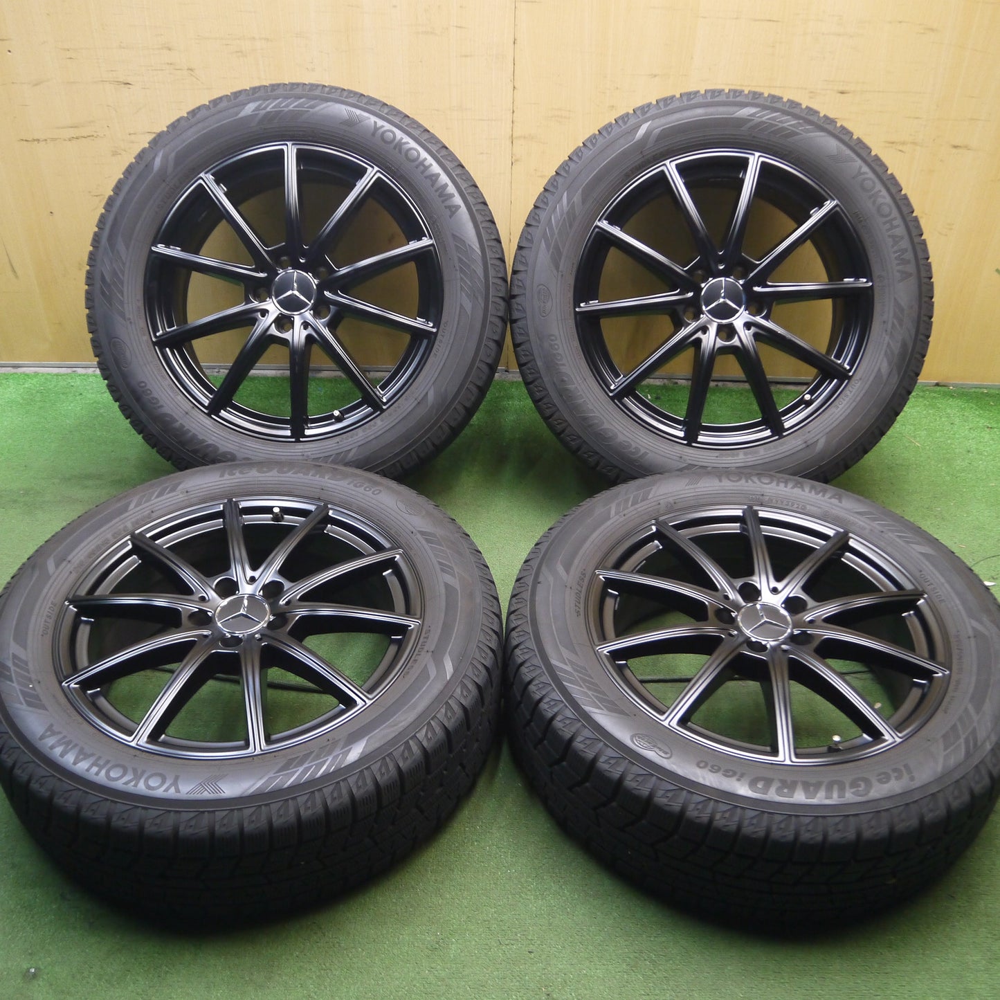 *送料無料*バリ溝！20年！キレイ！9.5分★ベンツ X247 GLB 純正 215/60R18 スタッドレス ヨコハマ アイスガード iG60 18インチ PCD112/5H★4012206Hス